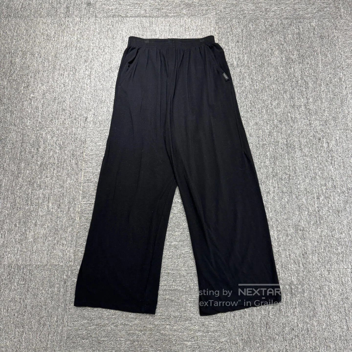 Balenciaga Balenciaga sizem Broad-leg casual pantsBroad-leg casual pan Size US 30 / EU 46 - 2 Thumbnail