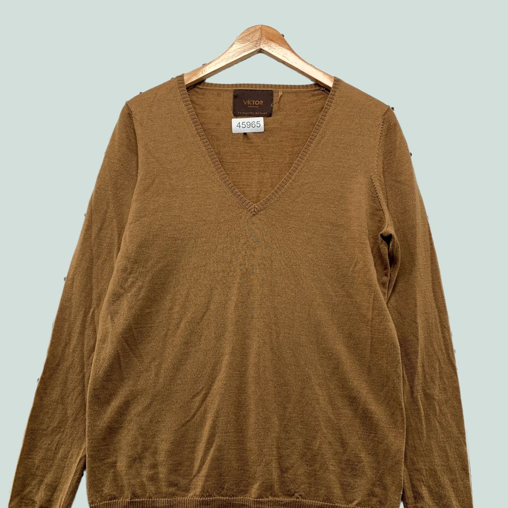 Vintage Victor Alfaro Merino Wool Sweater Womens M Brown V-Neck Extra Fine Merino Pullover Knit Wool Fall Winter Spring Boys? Size M / US 6-8 / IT 42-44 - 1 Thumbnail