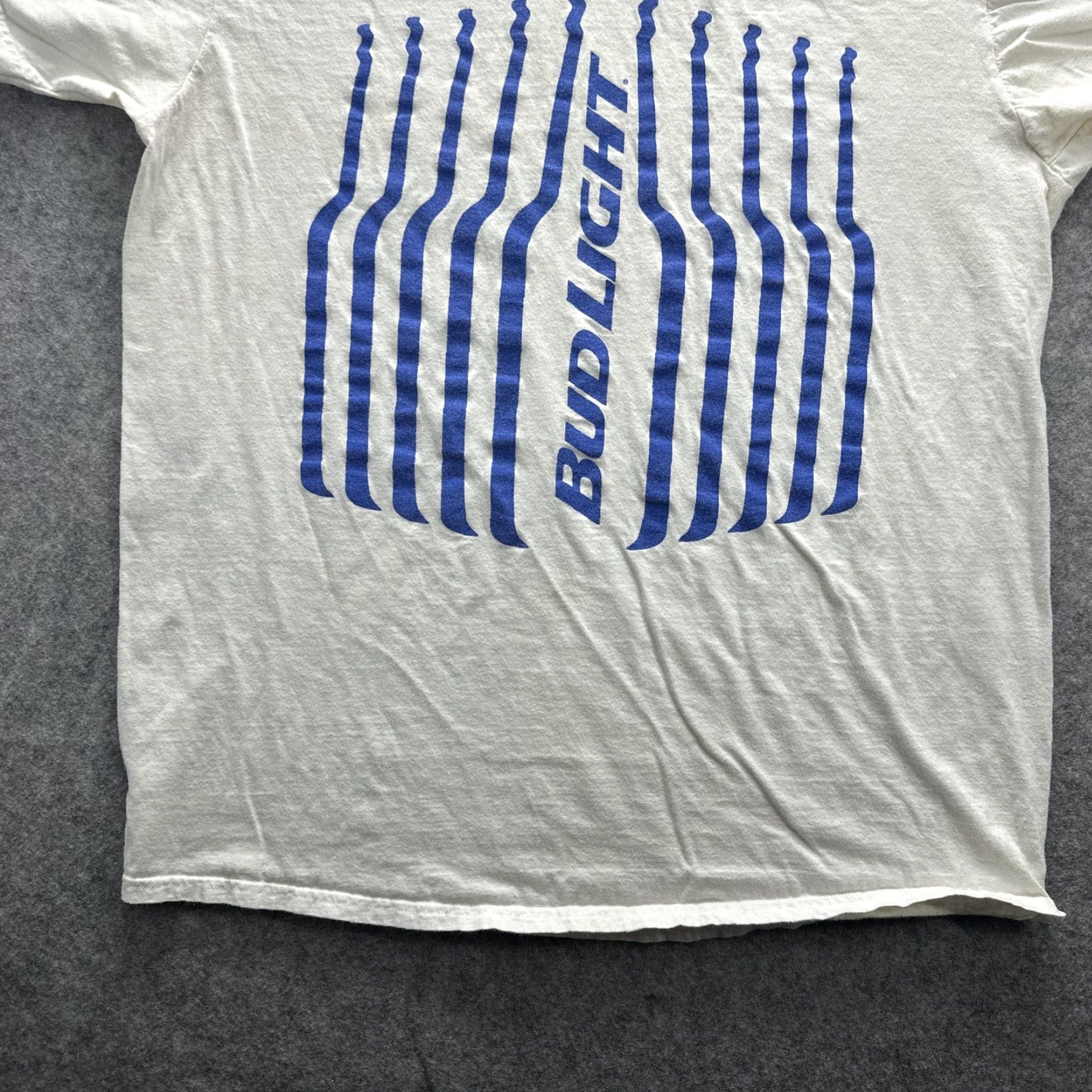 Hanes VINTAGE Bud Light Shirt Mens L White Blue Beer Graphic Promo Hanes Nano-T Size US L / EU 52-54 / 3 - 4 Thumbnail