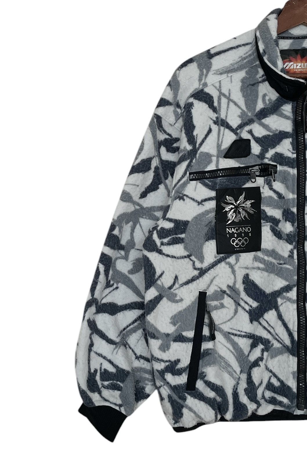Mizuno Vintage Japanese Brand Mizuno Navajo Fleece Jacket 1990s Size US S / EU 44-46 / 1 - 3 Thumbnail