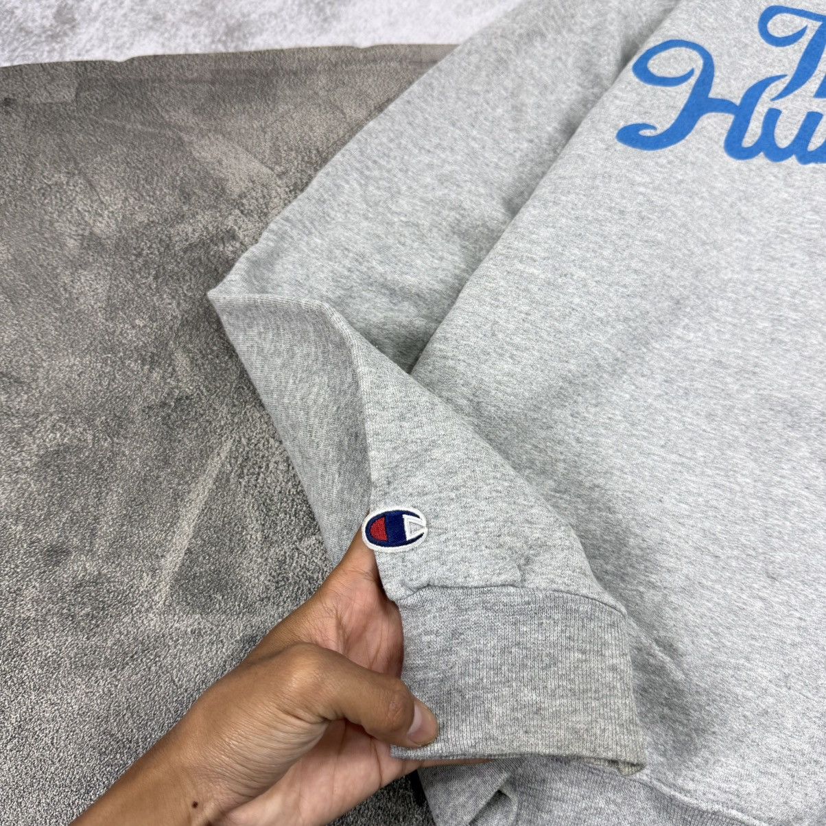 The Hundreds The Hundreds X Champion script logo back Size US S / EU 44-46 / 1 - 3 Thumbnail