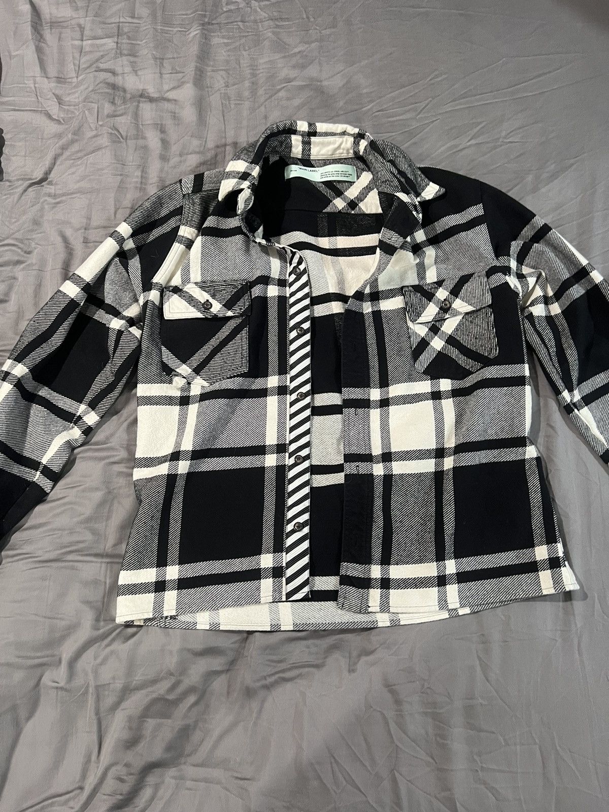 image of Off White Off-White Flannel in Black, Men's (Size Medium)