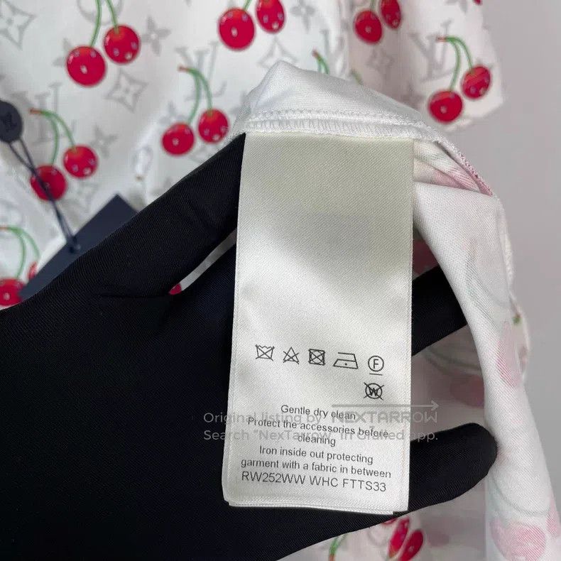 Louis Vuitton Louis Vuitton Takashi Murakami signed cherry short sleeves Size US S / EU 44-46 / 1 - 5 Thumbnail