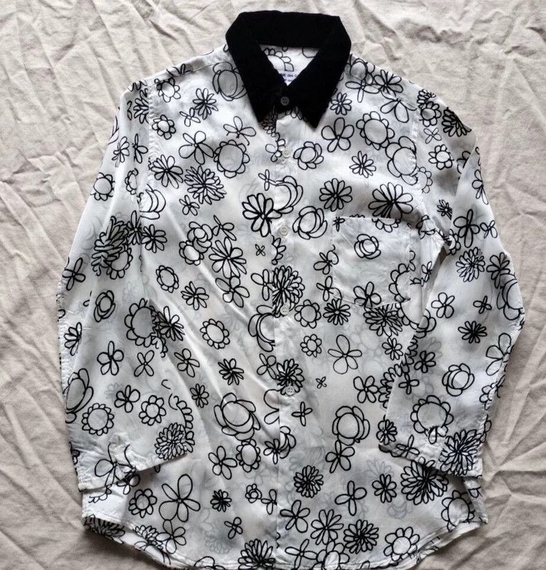 Comme des Garcons Comme des Garcons White long-sleeved shirt Size XS / US 0-2 / IT 36-38 - 1 Thumbnail