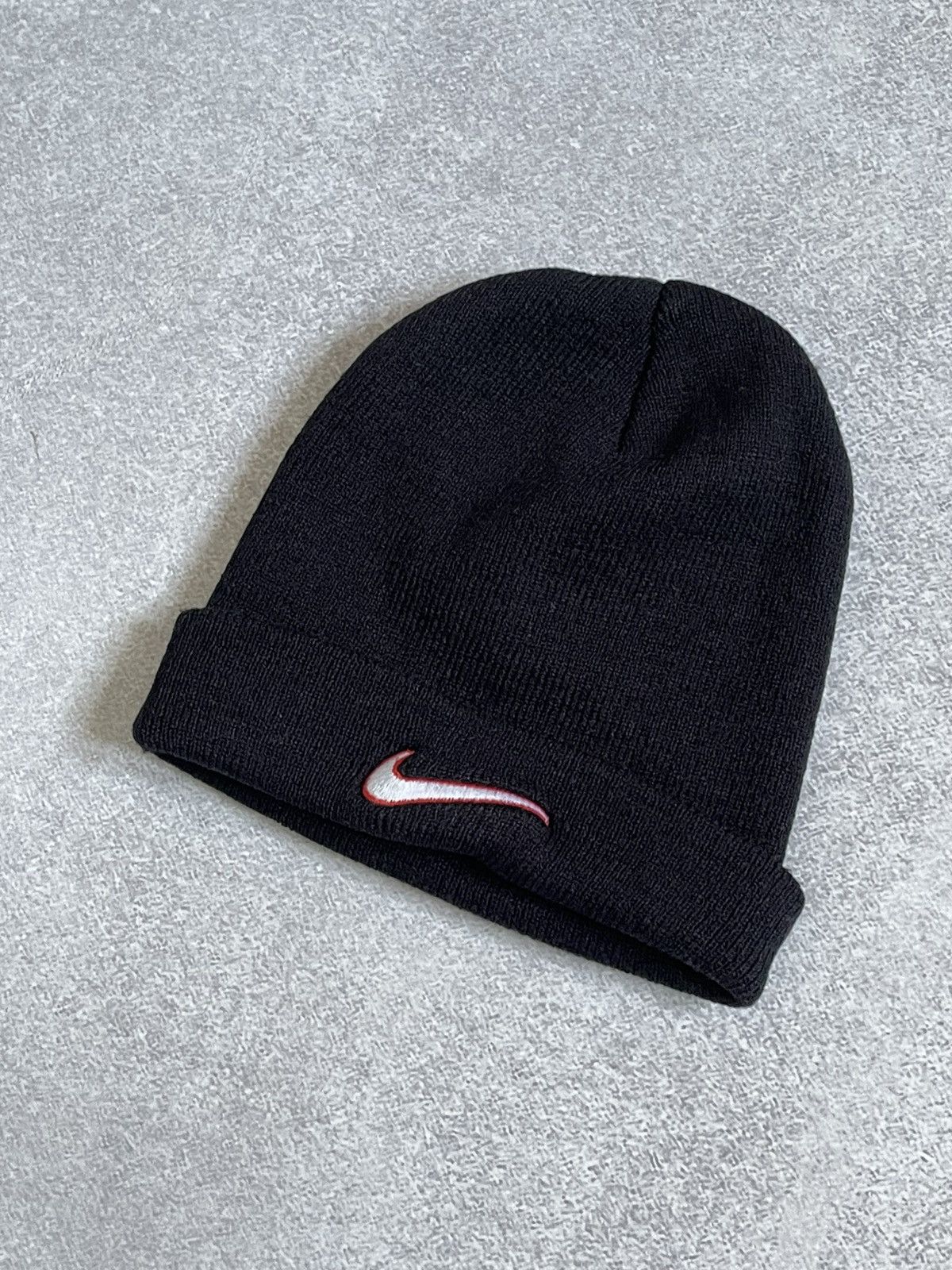 Nike 90's Vintage Nike Big Swoosh Logo Knitted Beanie Hat Size ONE SIZE - 3 Thumbnail