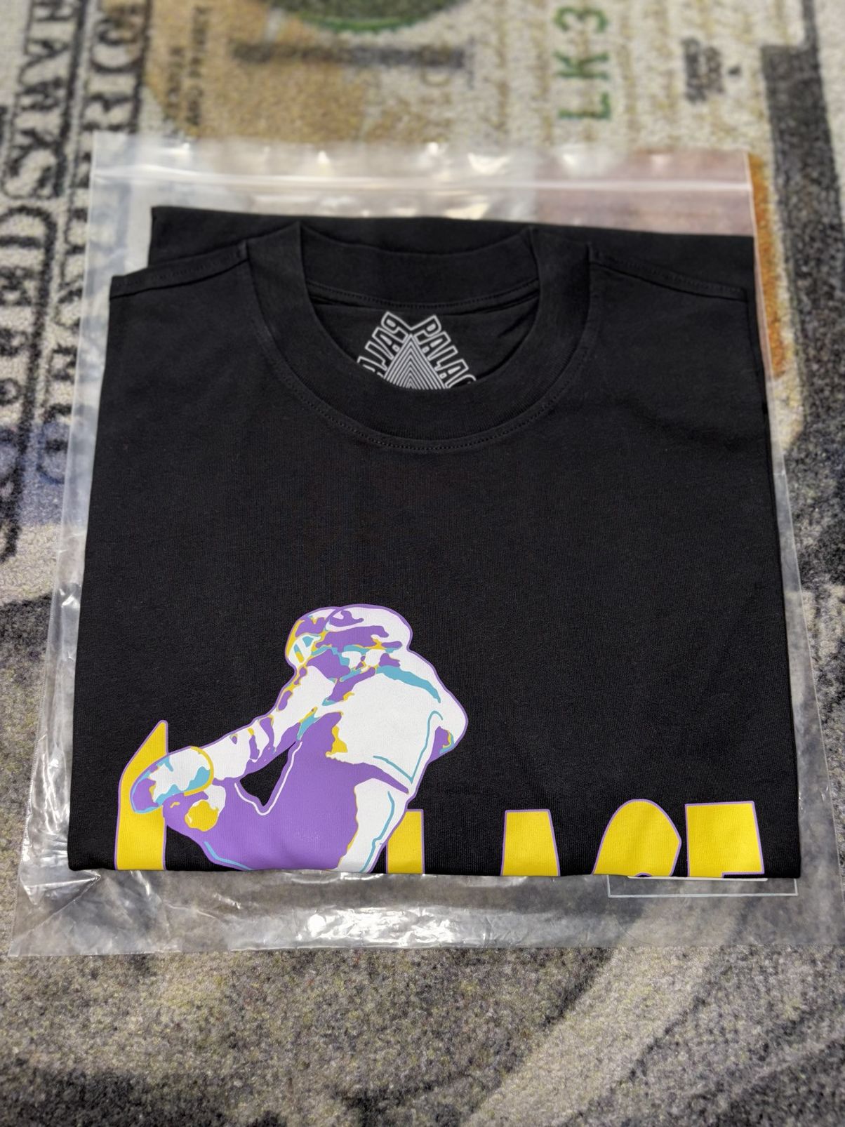 Palace Palace Pow Pow T-Shirt Black Size US L / EU 52-54 / 3 - 2 Thumbnail