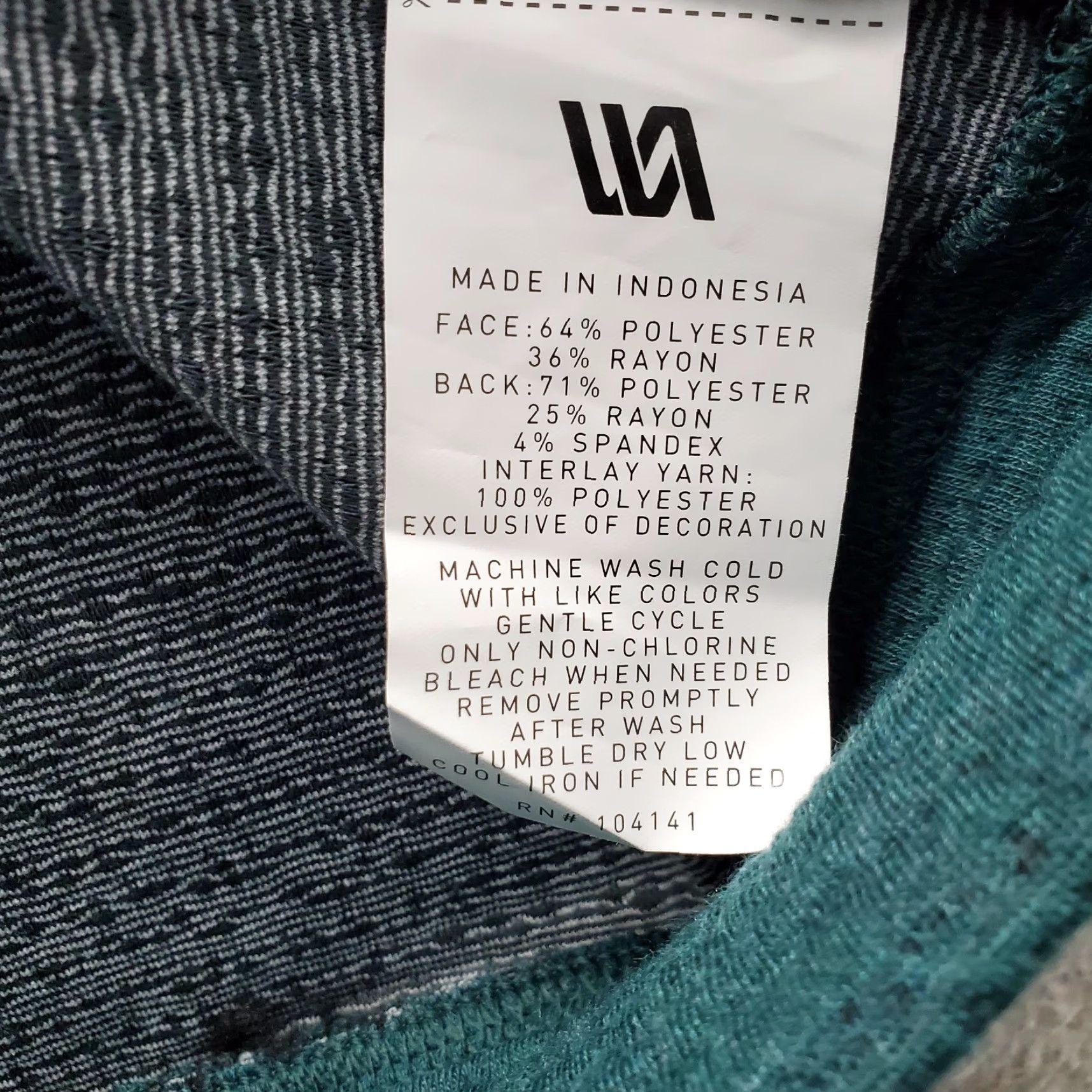 Vintage VRST Sweatshirt Men 2XL Green Kangaroo Pocket Raglan Sleeve Mock Neck 1/4 Zip Size US XXL / EU 58 / 5 - 8 Thumbnail