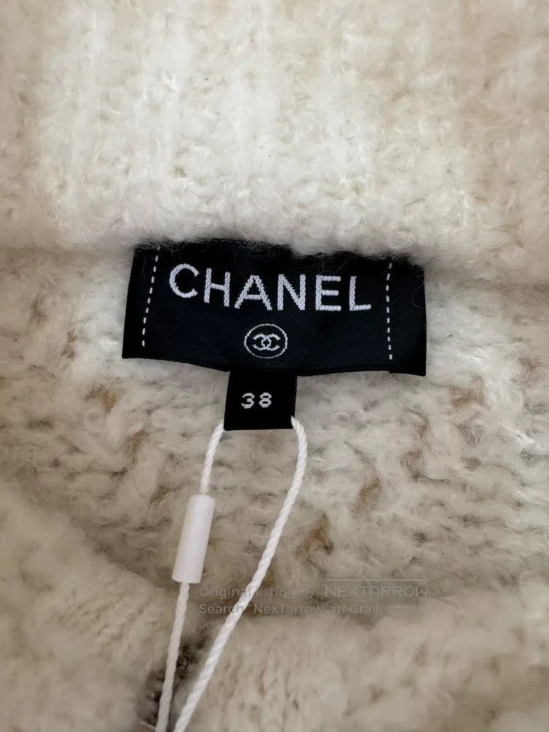 Chanel Chanel Ski series milky white teddy hooded sweater coat Size XS / US 0-2 / IT 36-38 - 3 Thumbnail