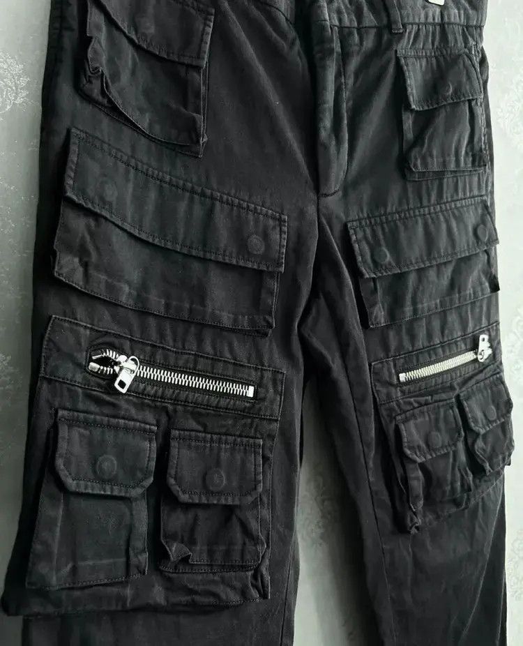 Givenchy Sz 50 Givenchy Multi Pockets & Zipper Cargo Size US 34 / EU 50 - 1 Thumbnail