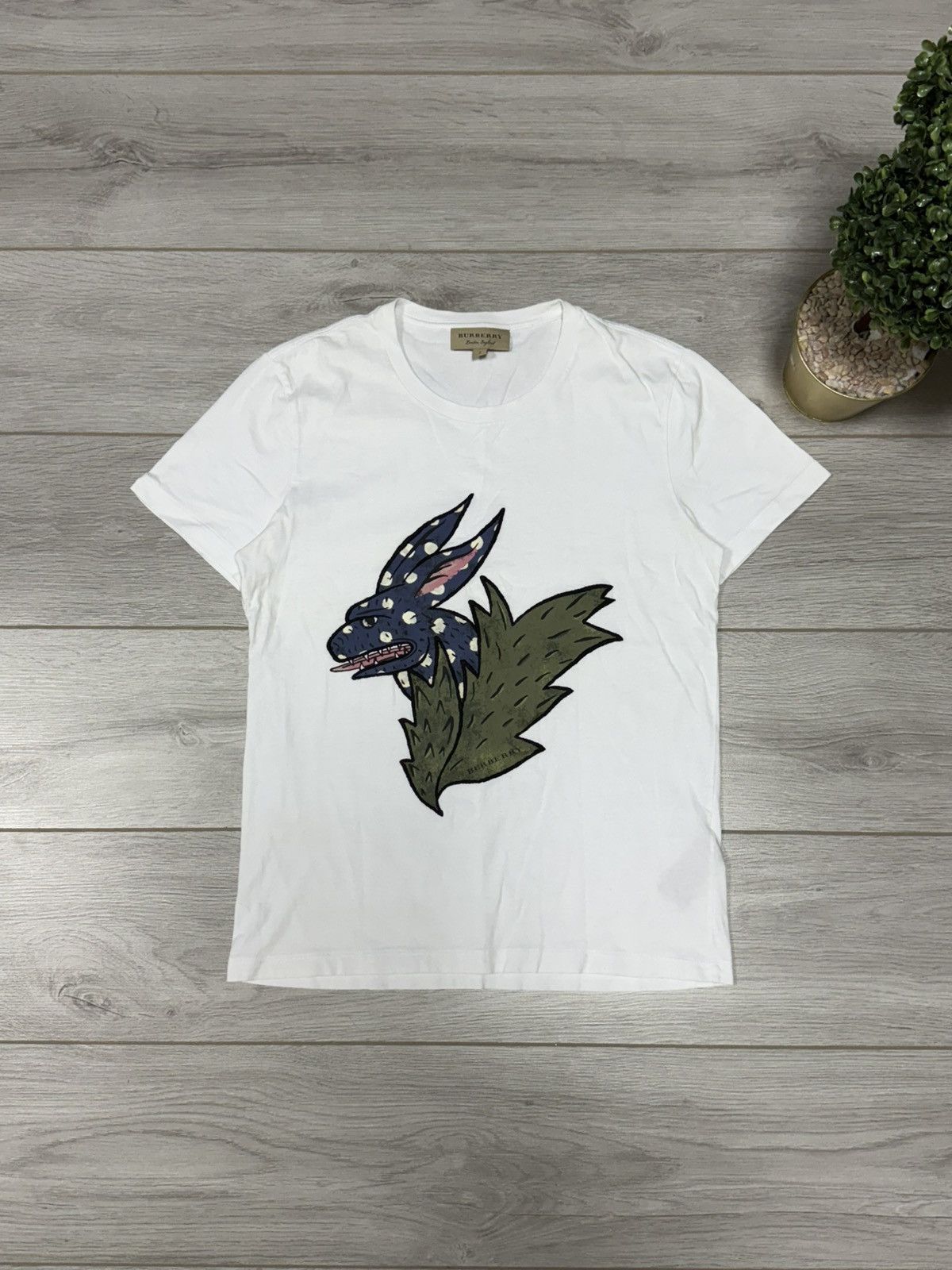 Burberry Burberry London England monster vintage tee shirt fox Size US S / EU 44-46 / 1 - 1 Thumbnail
