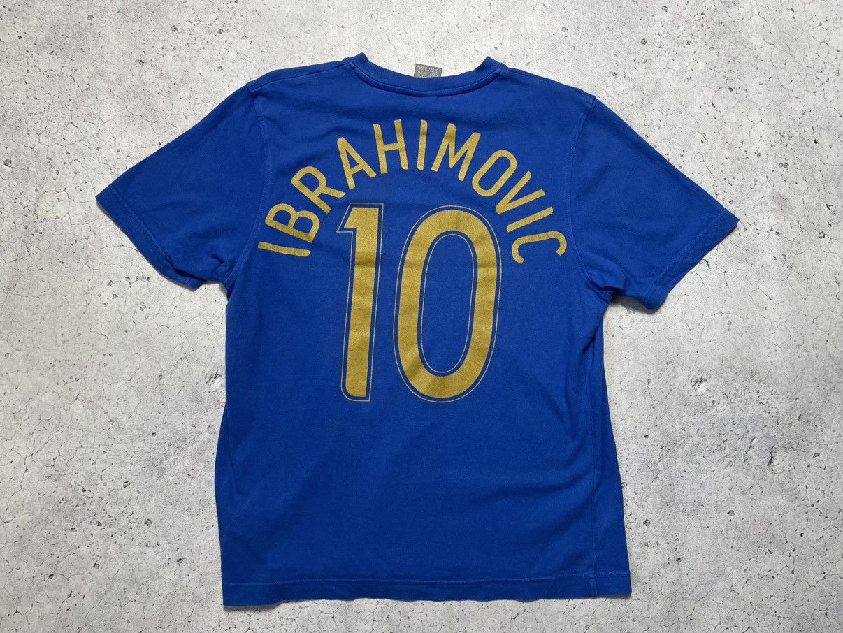 Nike × Vintage Vintage t-shirt Sweden Ibrahimovic 10 number Soccer Jersey Size US M / EU 48-50 / 2 - 1 Thumbnail