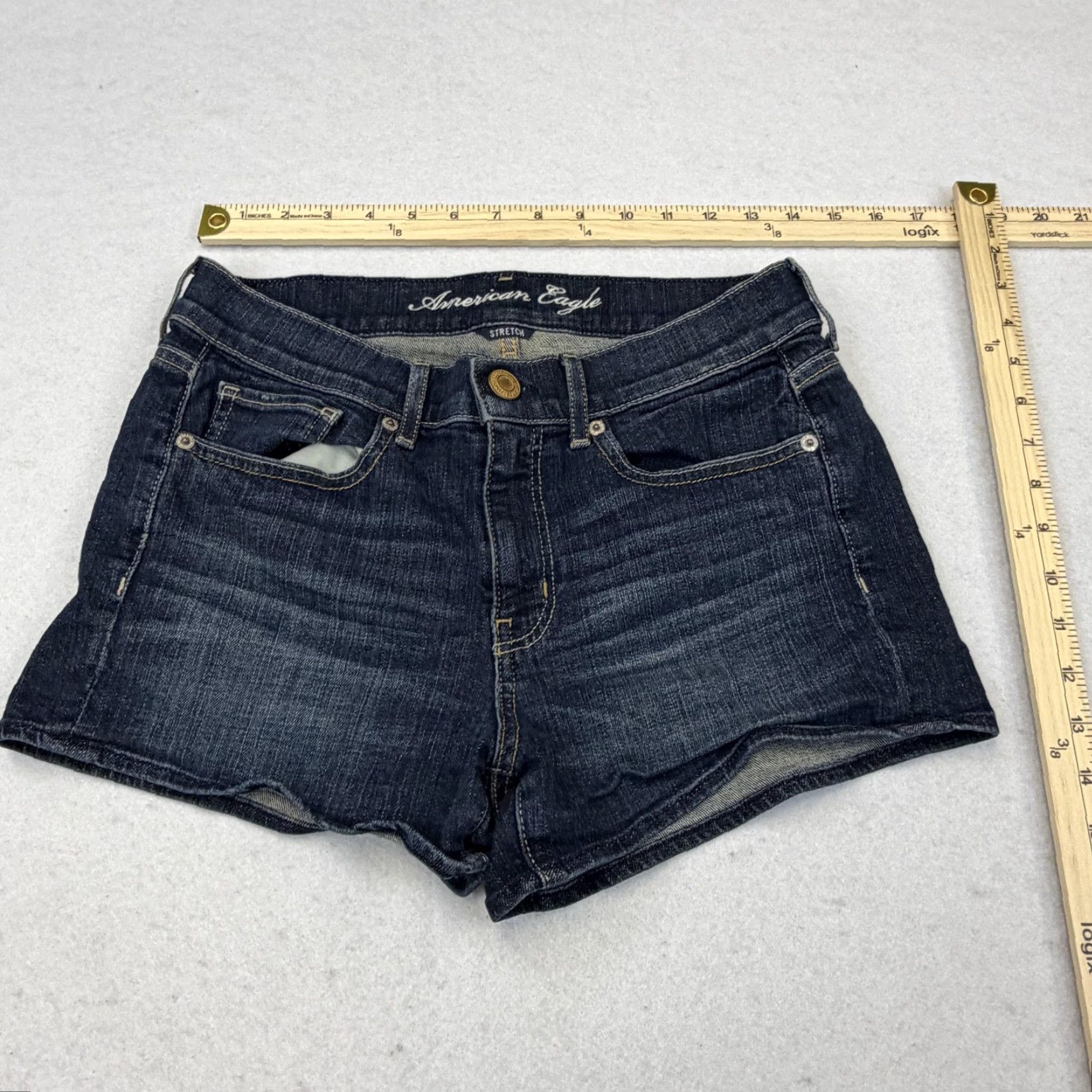 American Eagle Outfitters VINTAGE American Eagle Outfitters Shorts Womens 6 Blue Denim Stretch Hot Pants Low Rise Size 28" / US 6 / IT 42 - 2 Thumbnail