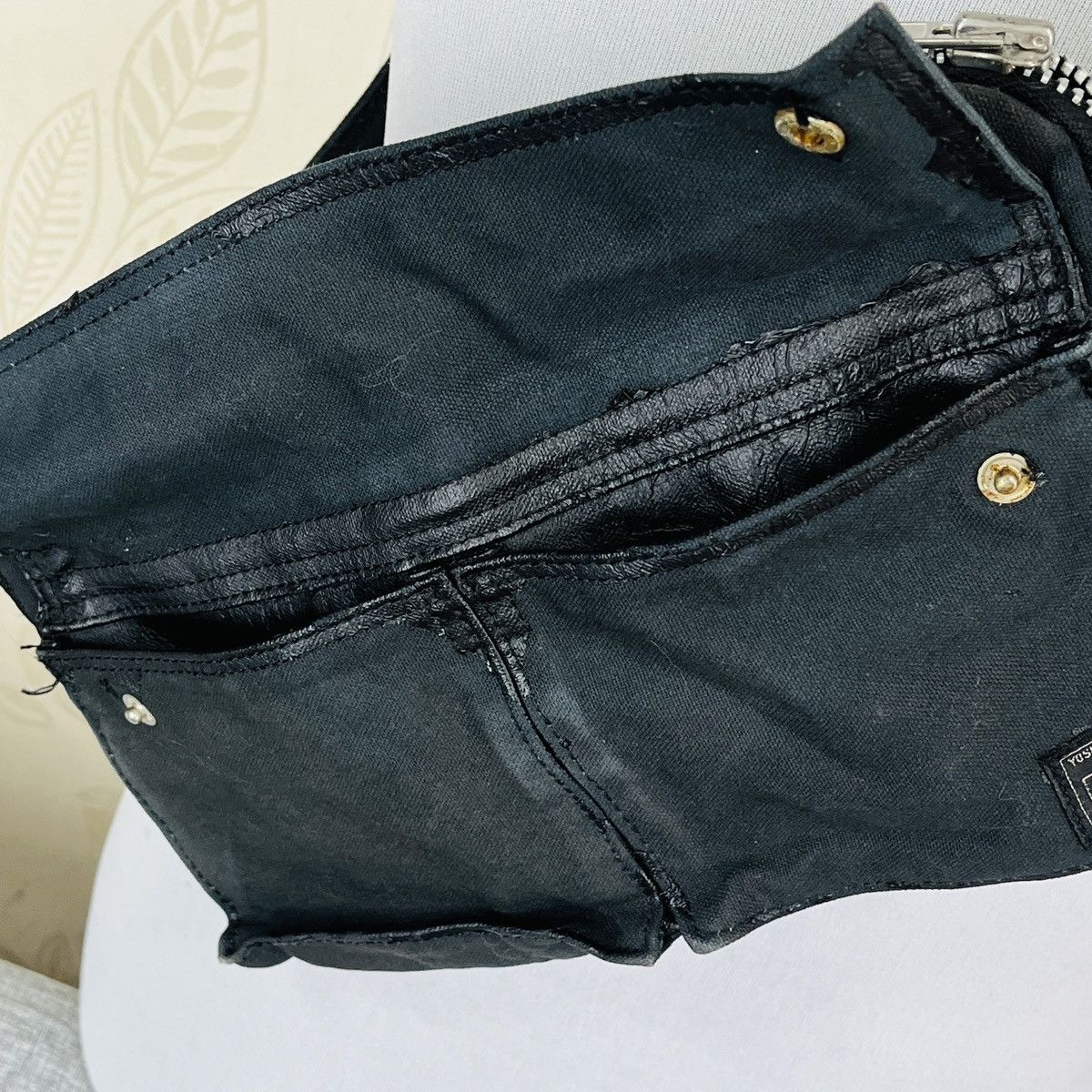 Porter × Vintage Distressed PORTER Cross Body Canvas Bag Size ONE SIZE - 11 Thumbnail