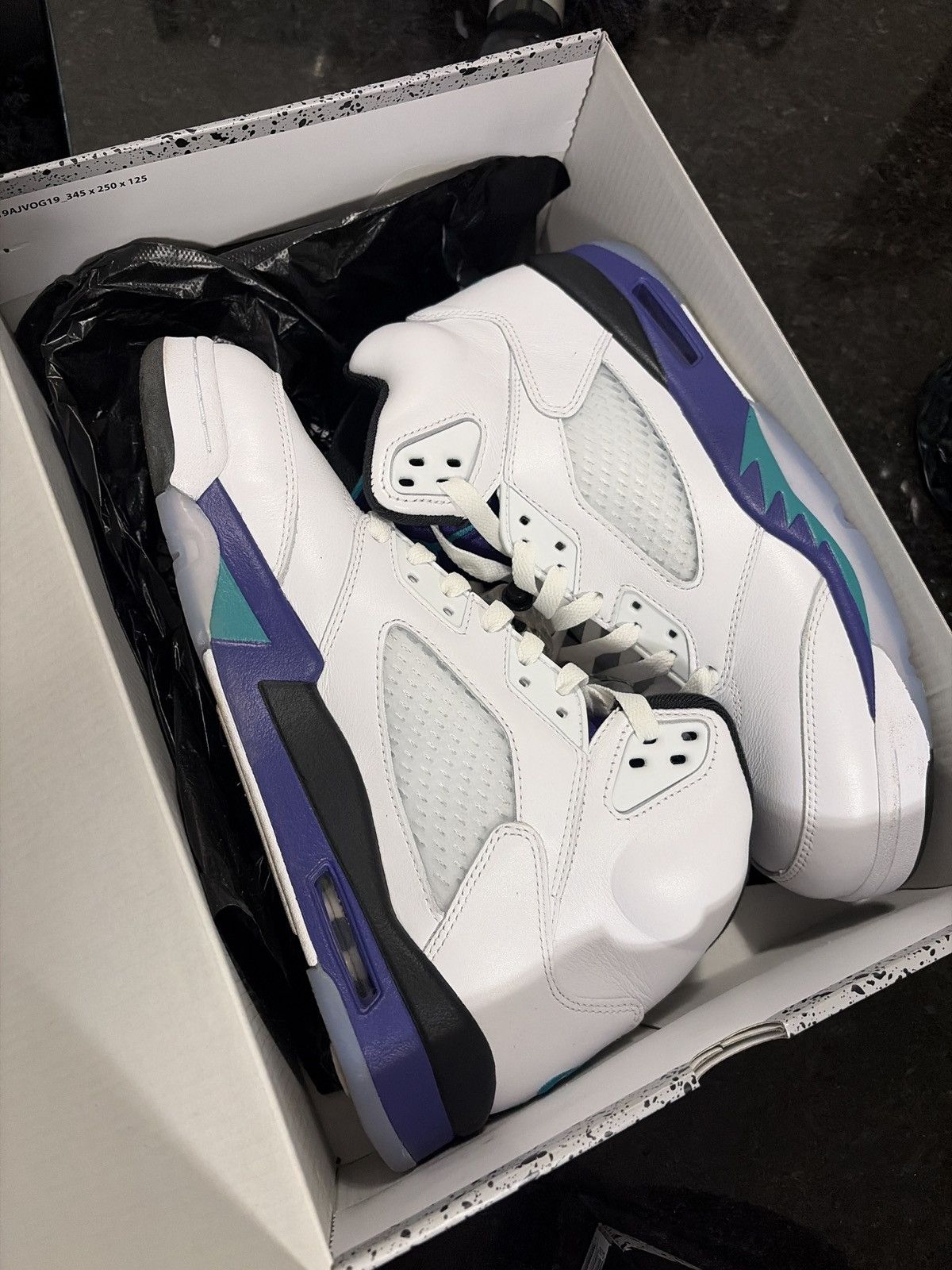 Jordan Brand Grape Air Jordan 5 retro Size US 9.5 / EU 42-43 - 7 Thumbnail