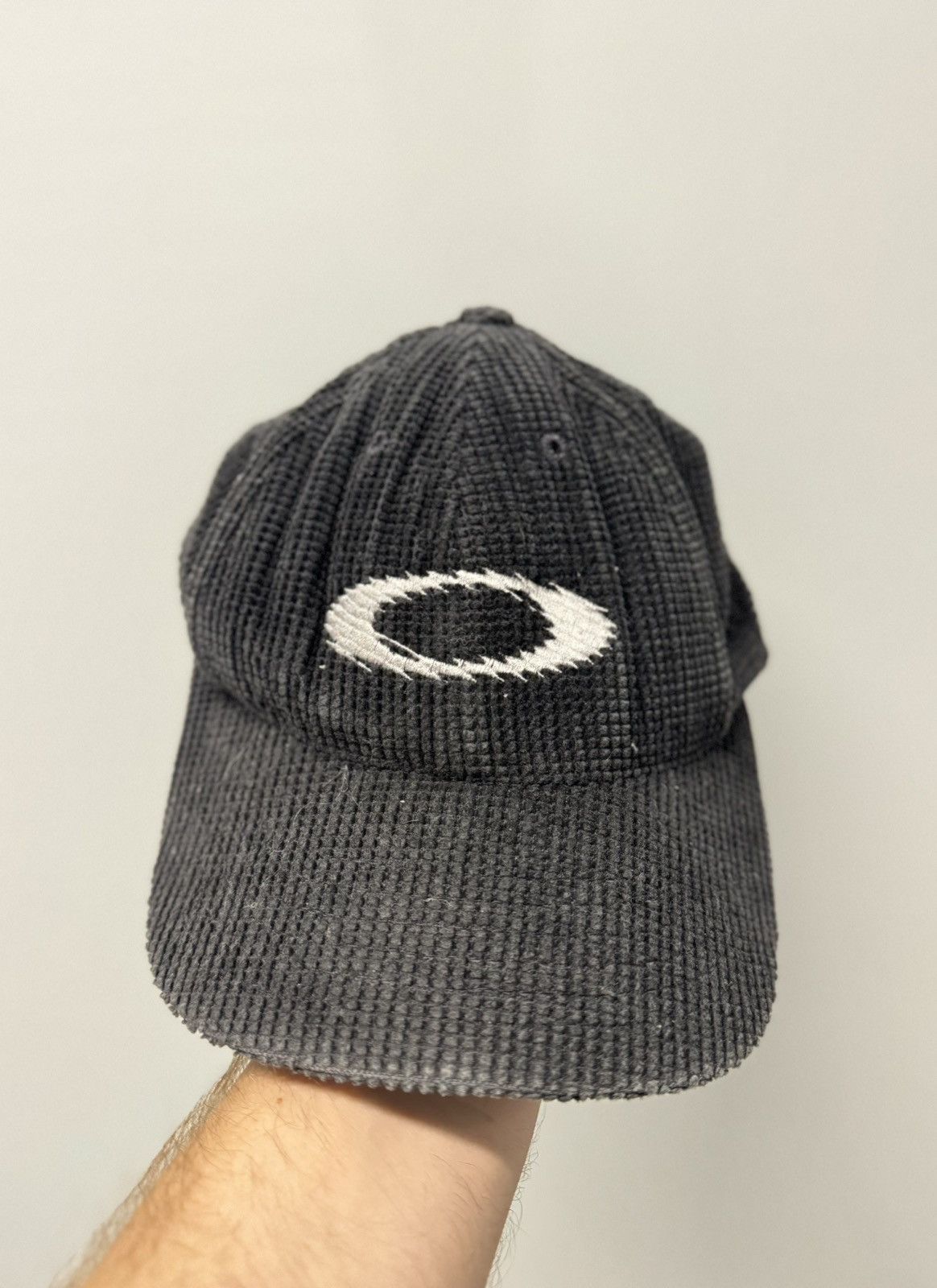 Oakley × Vintage 🥷🏼Rare Vintage Oakley Software Beret | Grailed