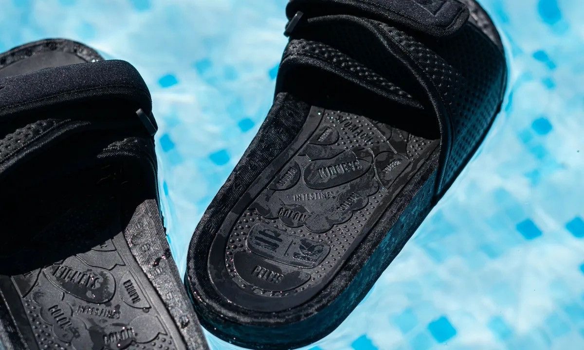 Adidas × Pharrell FX8056 ALL BLACK HUMAN RACE BOOST SLiDES SANDALS CHANCLETAS Size US 8 / IT 38 - 3 Thumbnail