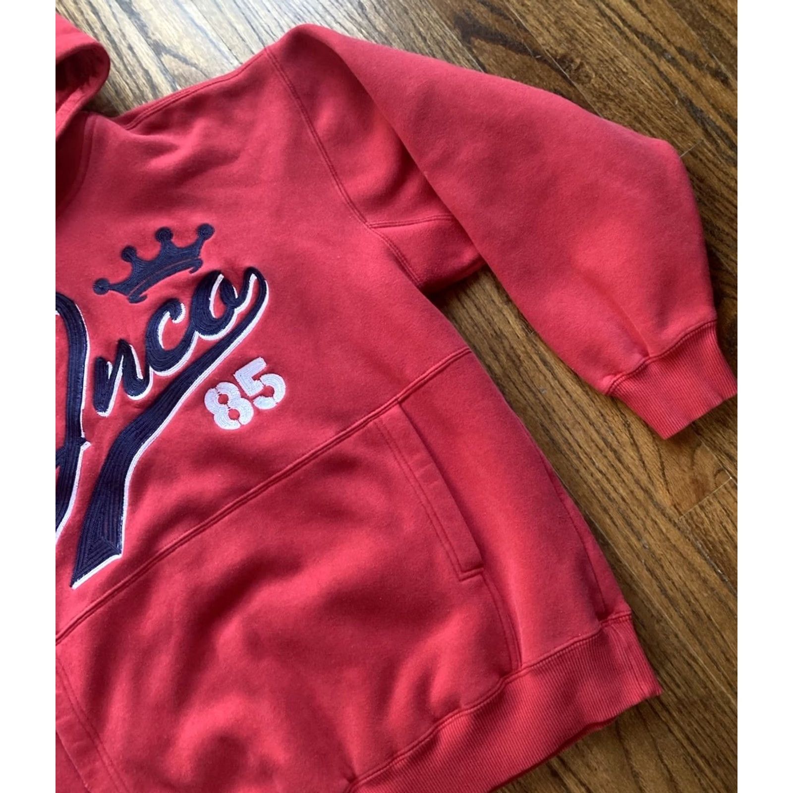 JNCO VINTAGE JNCO Hoodie Mens Large Red Heavyweight Crown Embroidered 90s Y2K Skateboarding Crew Neck Pullover Sleeves Long Pockets Hooded Size US L / EU 52-54 / 3 - 3 Thumbnail