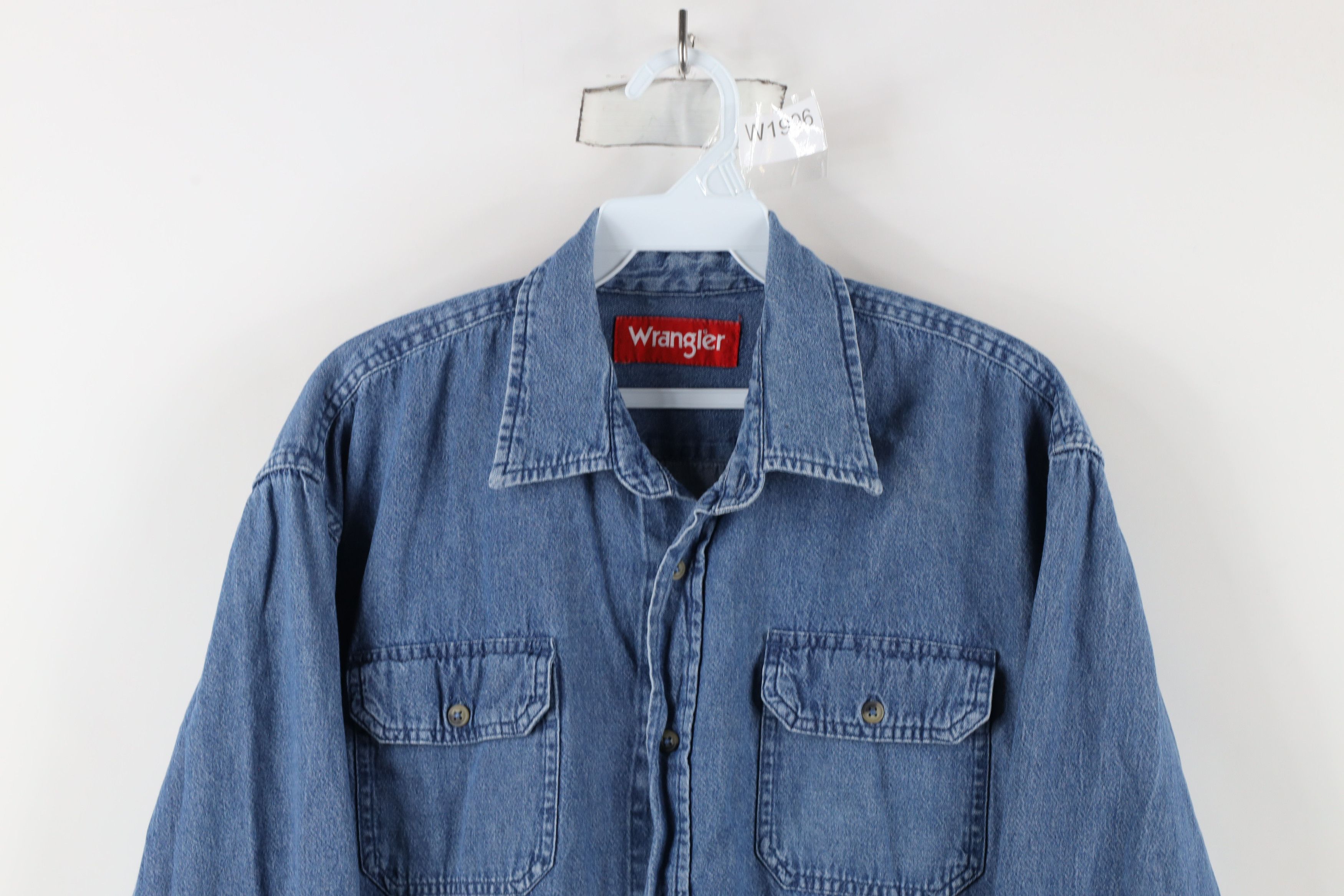 Vintage × Wrangler Vintage Wrangler Collared Denim Jean Button Shirt Blue Size US L / EU 52-54 / 3 - 2 Thumbnail