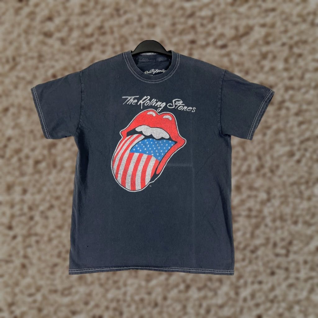 Vintage Rolling Stones Shirt Mens M Black Short Sleeve Crew Neck Cotton Shirt Mens Black Rolling Stones Shirt M Black Short Sleeve Crew Neck Cotton Size US M / EU 48-50 / 2 - 1 Thumbnail