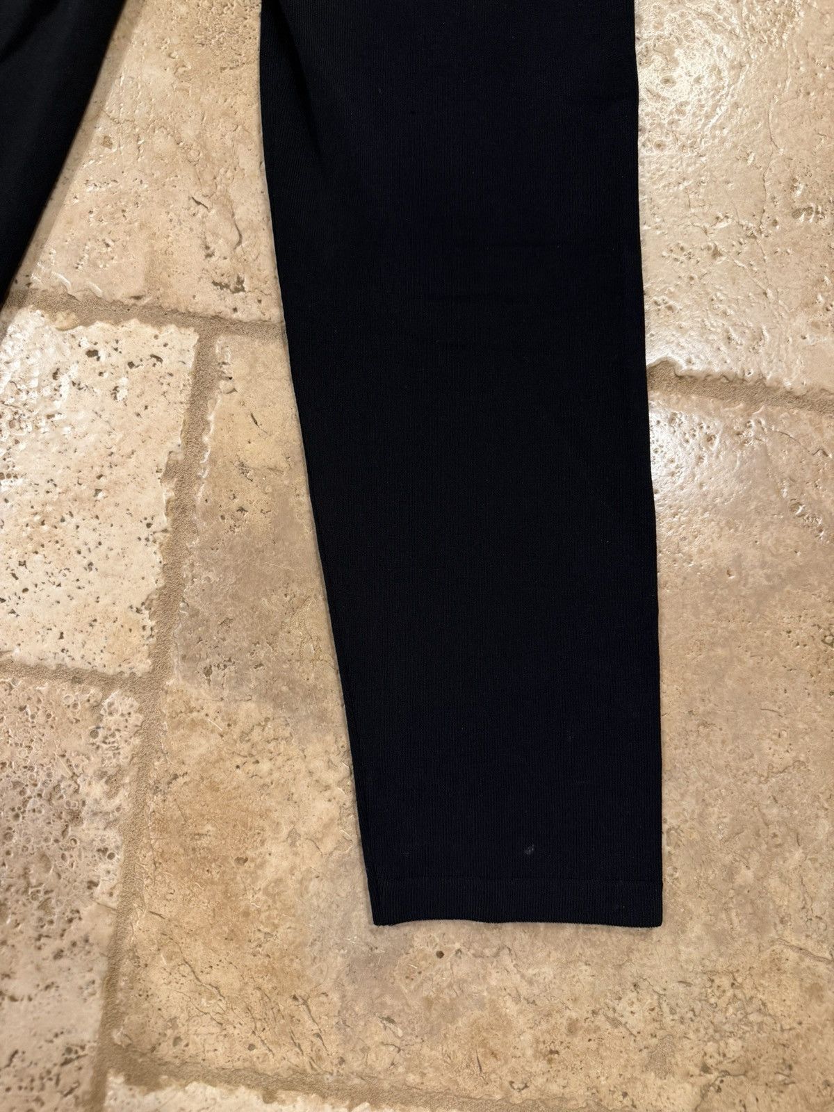 Chanel Chanel Skinny Leg Spandex Black CC Logo Pants Size 25" / US 0 / IT 36 - 7 Thumbnail