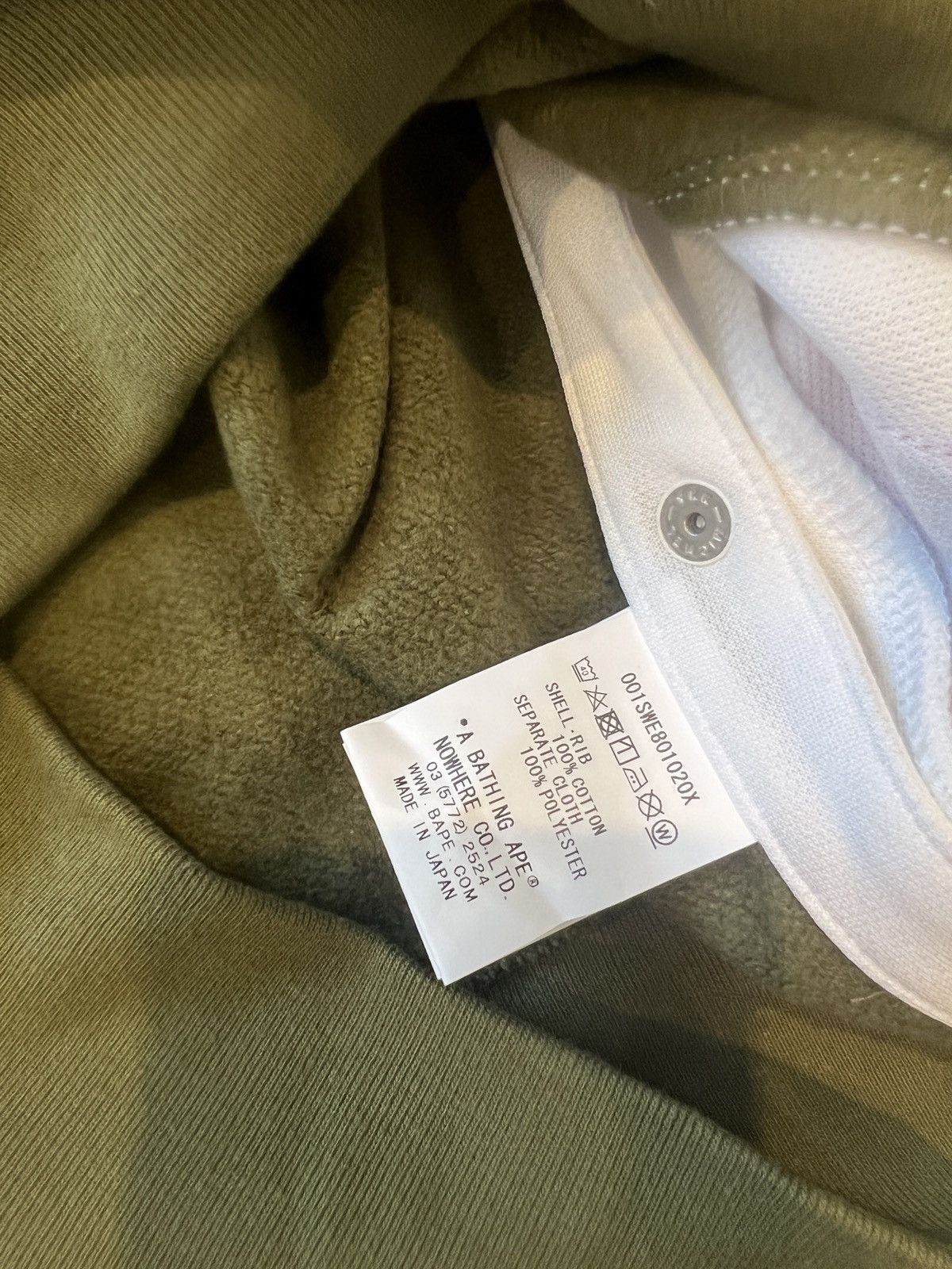 Bape 1st Camo Side Tape Crewneck Size US XL / EU 56 / 4 - 6 Thumbnail