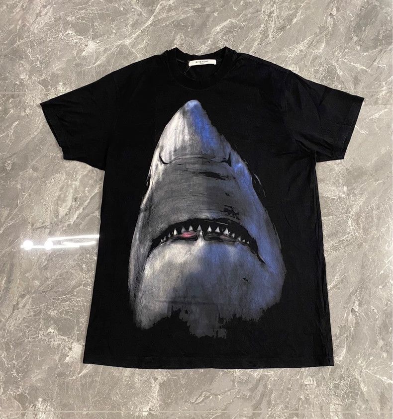 Givenchy Givenchy White shark round neck short-sleeved black Size US XXS / EU 40 - 1 Thumbnail