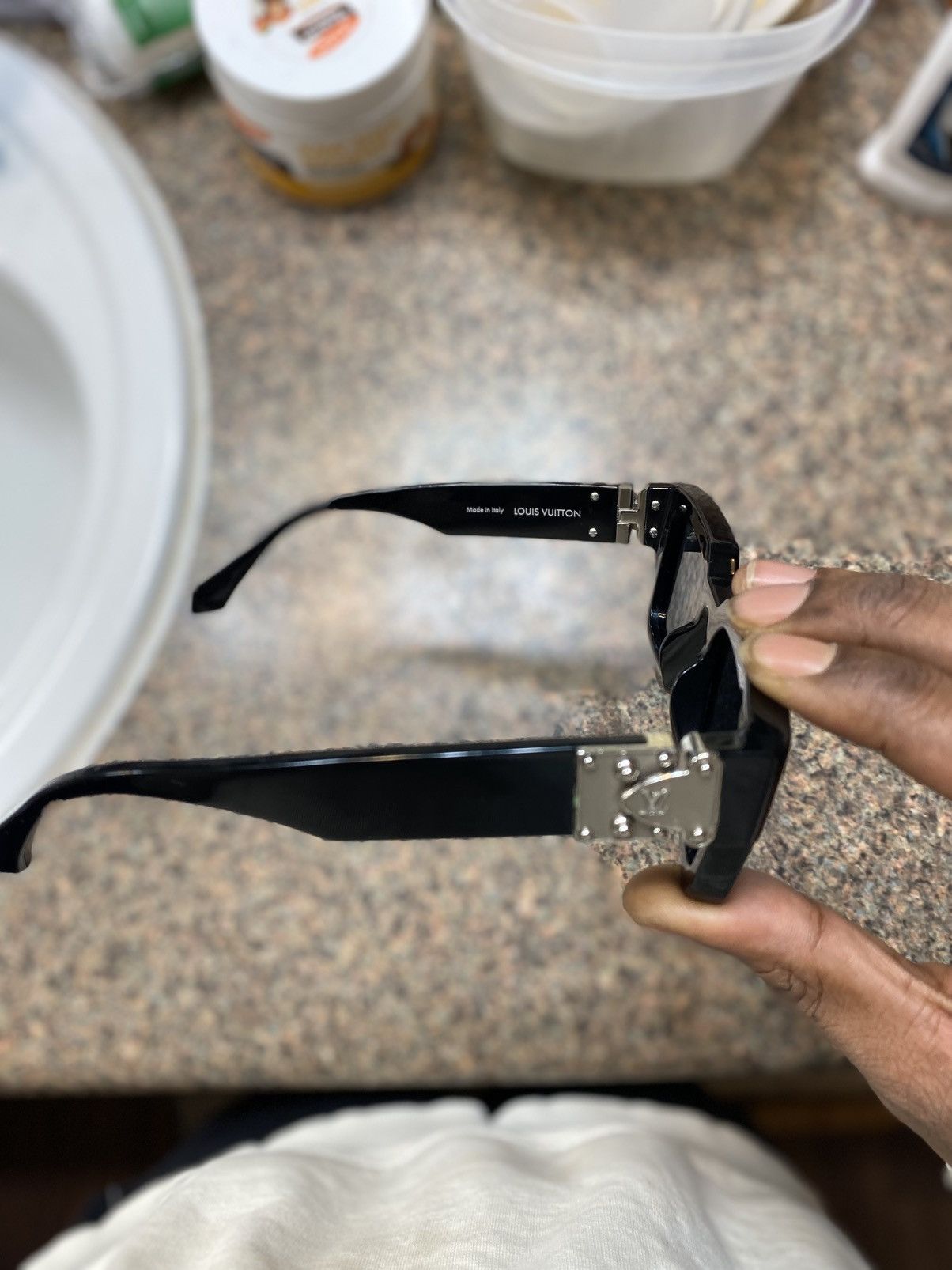 Louis Vuitton Louis Vuitton Match Sunglasses Size ONE SIZE - 9 Thumbnail