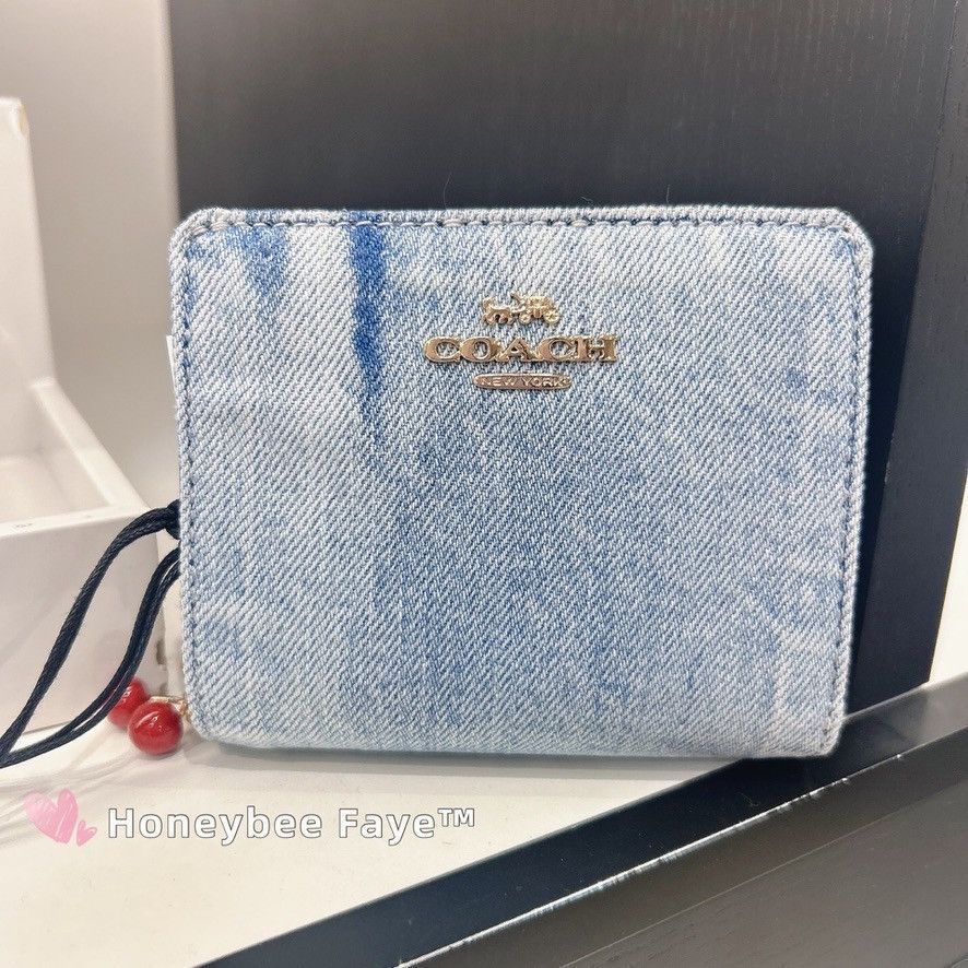 Coach Snap Wallet In Loved Denim With Charm CEC35 Size ONE SIZE - 1 Thumbnail