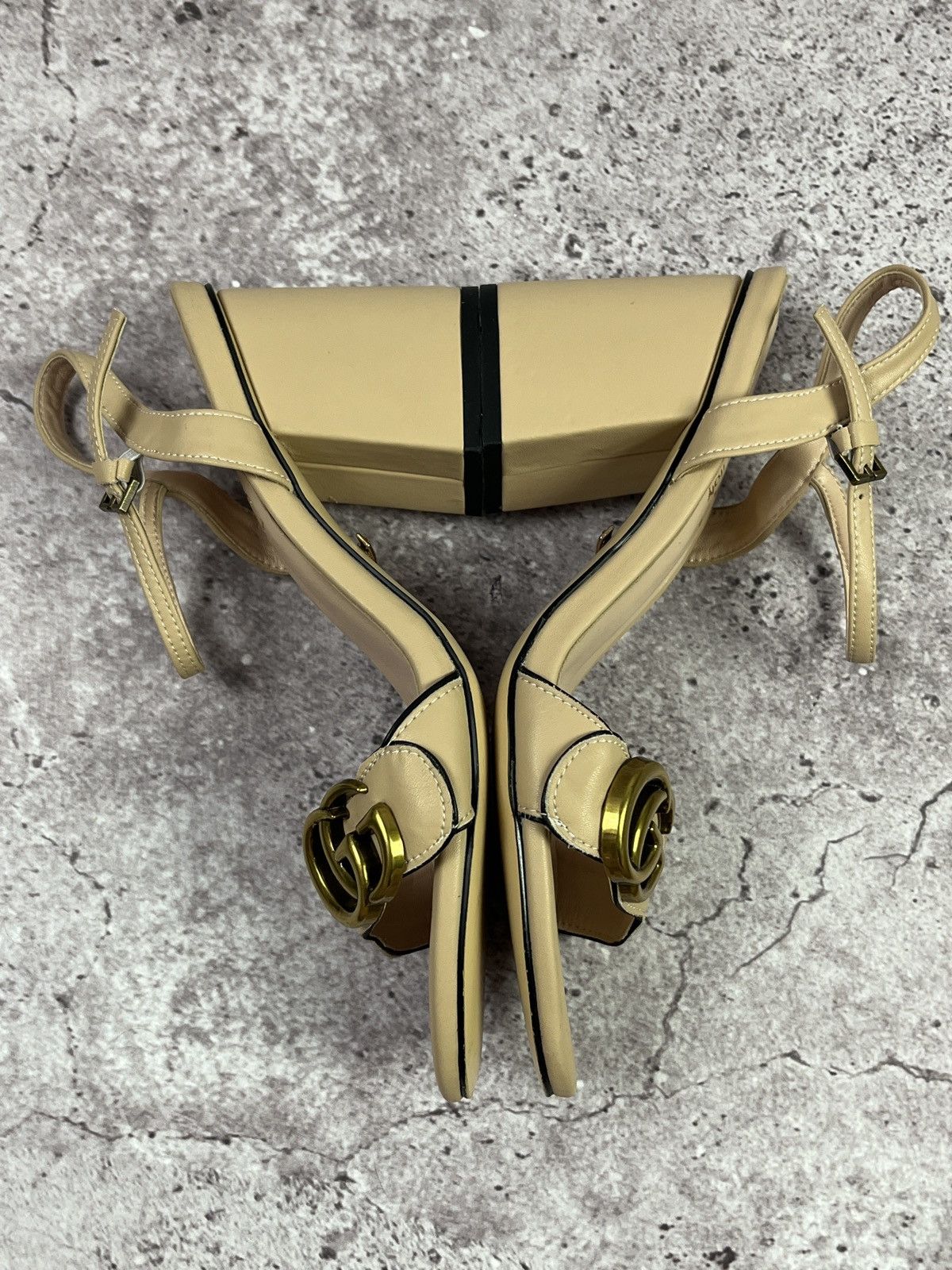 Gucci Gucci Marmont Block Heel Sandals Beige Leather GG Logo🇮🇹Heels Size US 8 / IT 38 - 6 Thumbnail
