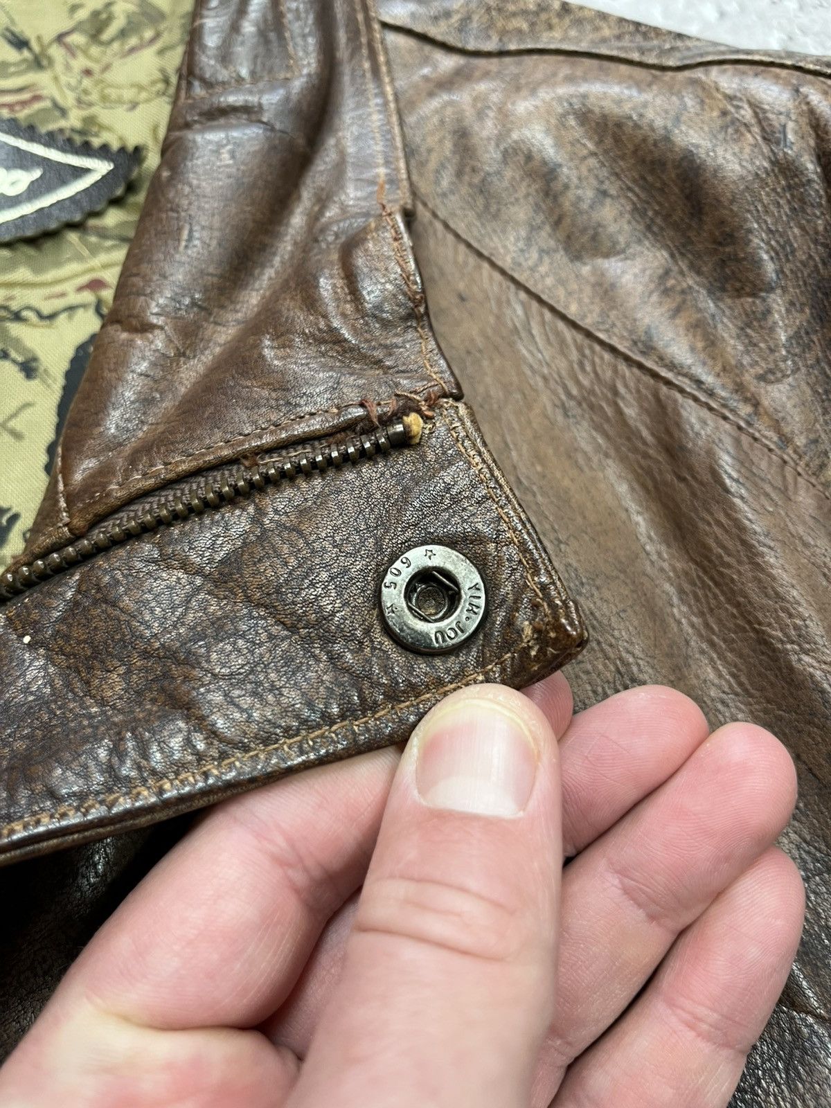 Genuine Leather Vintage Military Aviator Pilot Leather Jacket S Distressed Size US S / EU 44-46 / 1 - 9 Thumbnail