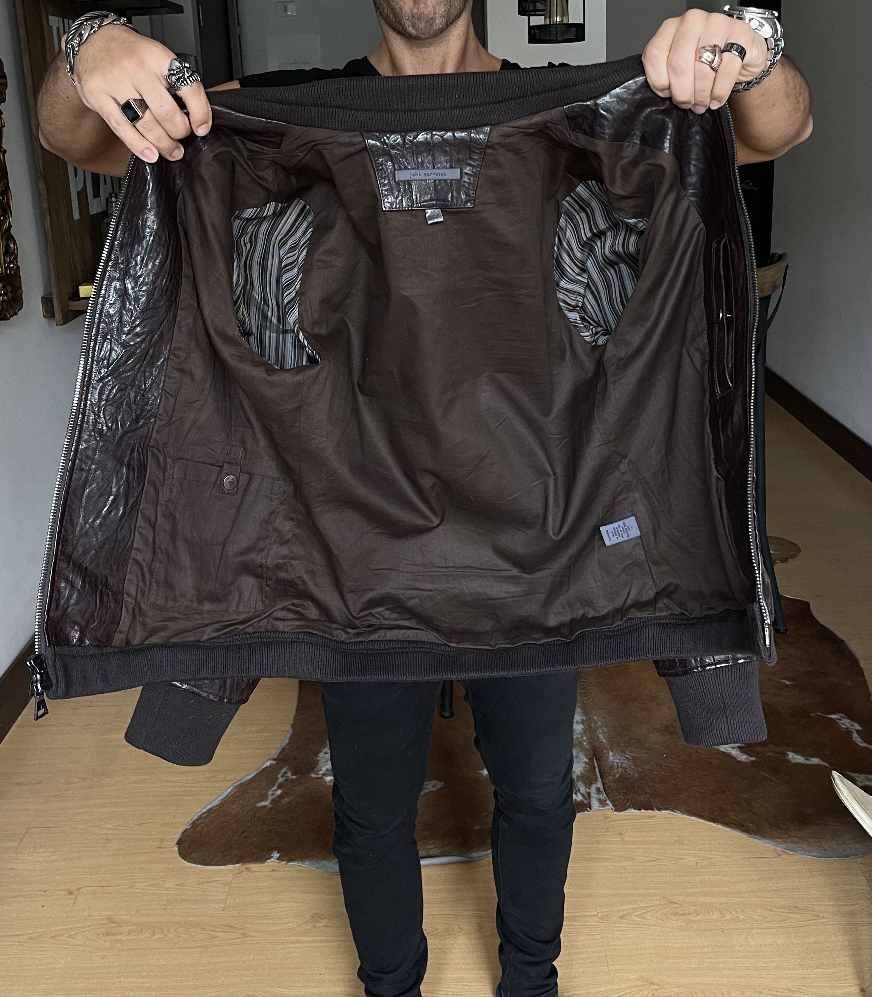 John Varvatos John Varvatos Crinkled Bomber Leather Jacket Brown $2698 Size US S / EU 44-46 / 1 - 14 Thumbnail