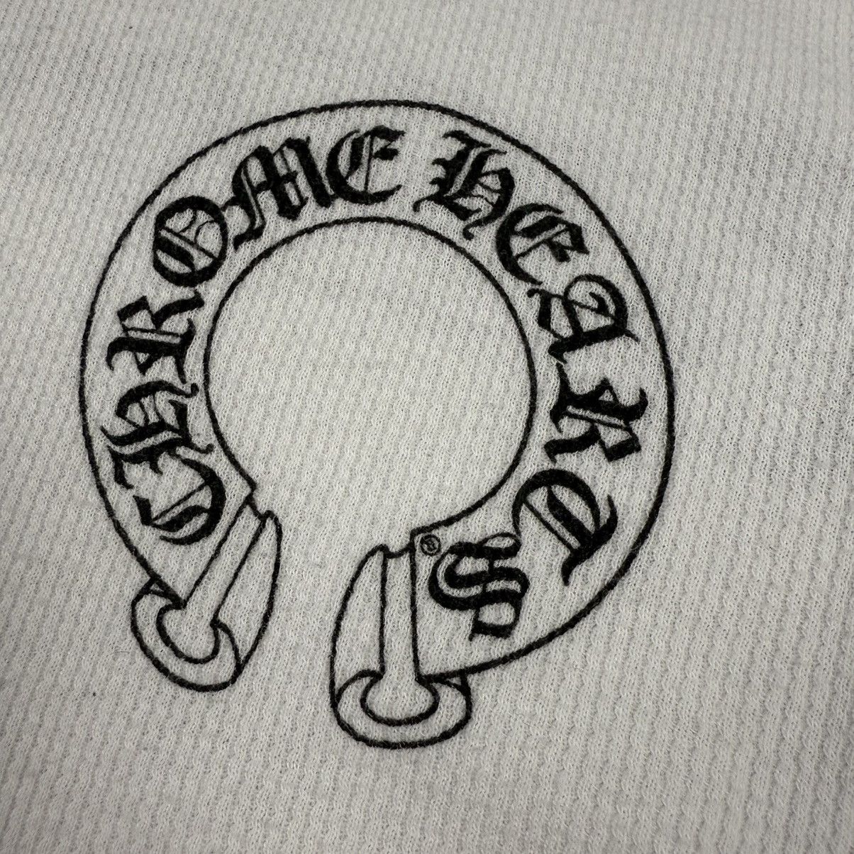 Chrome Hearts Chrome Hearts Horseshoe Cross Scroll Thermal ‘White’ L/S Size US M / EU 48-50 / 2 - 5 Thumbnail