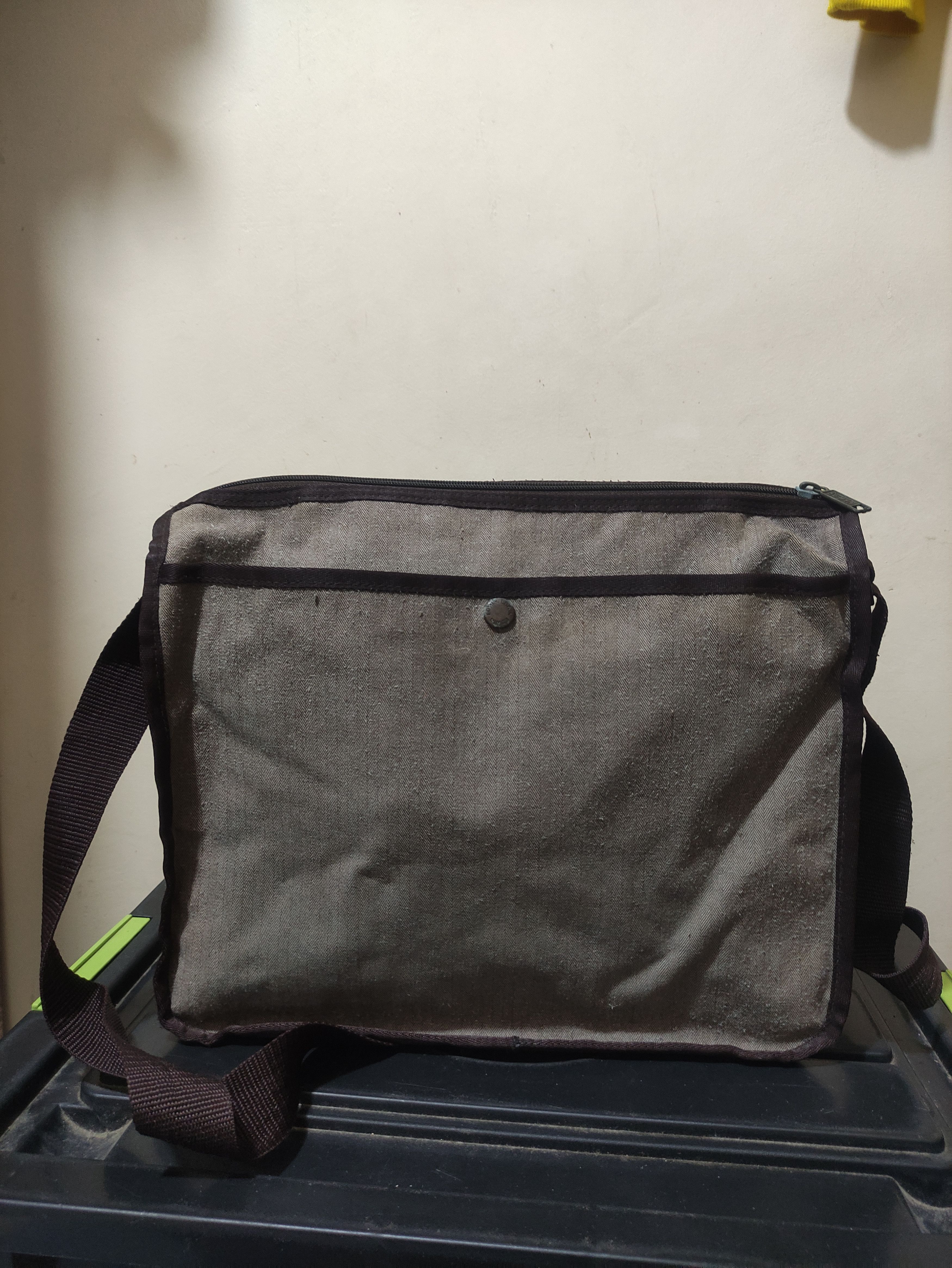 Edwin × Japanese Brand × Vintage Vintage Edwin Sling Bag Size ONE SIZE - 2 Thumbnail