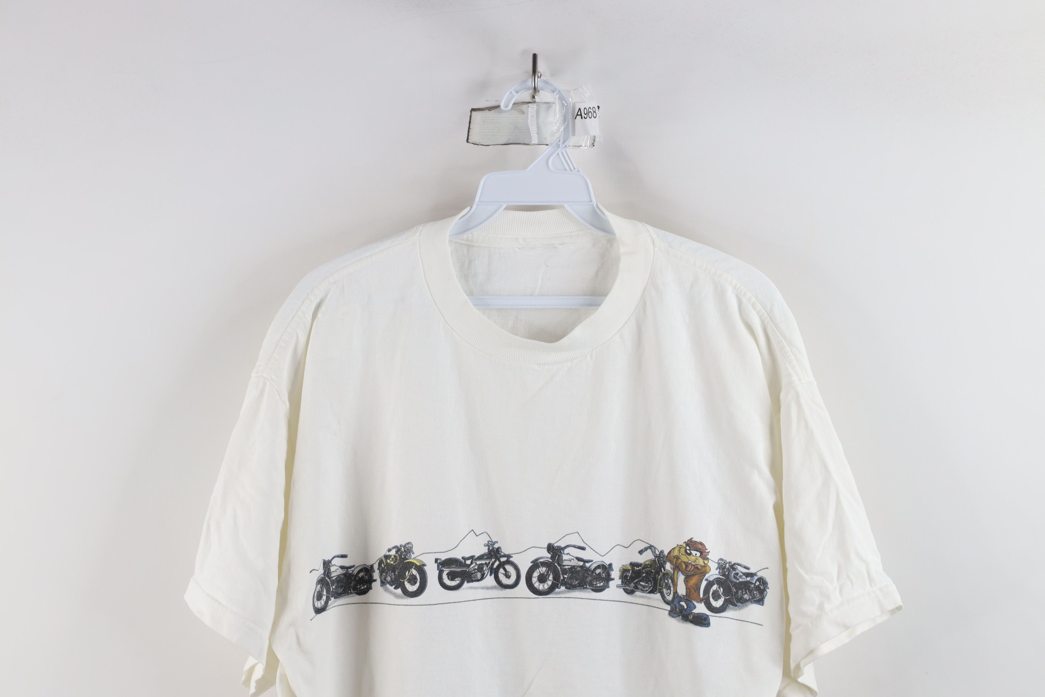 Vintage Vintage 90s Looney Tunes Devil Motorcycle T-Shirt White Size US L / EU 52-54 / 3 - 2 Thumbnail