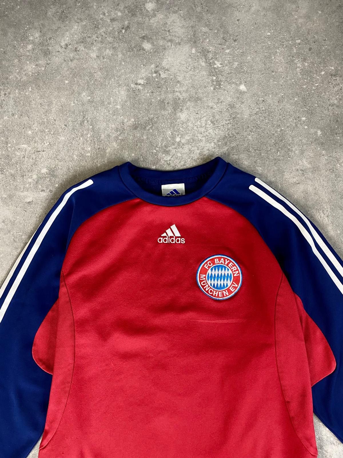 Adidas × Vintage Vintage Adidas x Bayern Munich Sweatshirt Retro 00s 90s Size US M / EU 48-50 / 2 - 2 Thumbnail