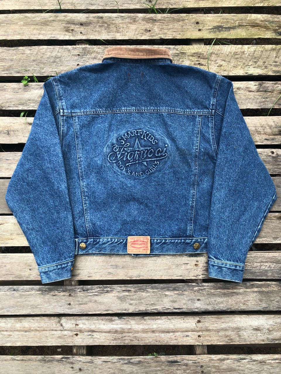 Fiorucci × Vintage Vintage 90s Fiorucci Big Logo Cropped Denim Jacket Size US S / EU 44-46 / 1 - 1 Thumbnail