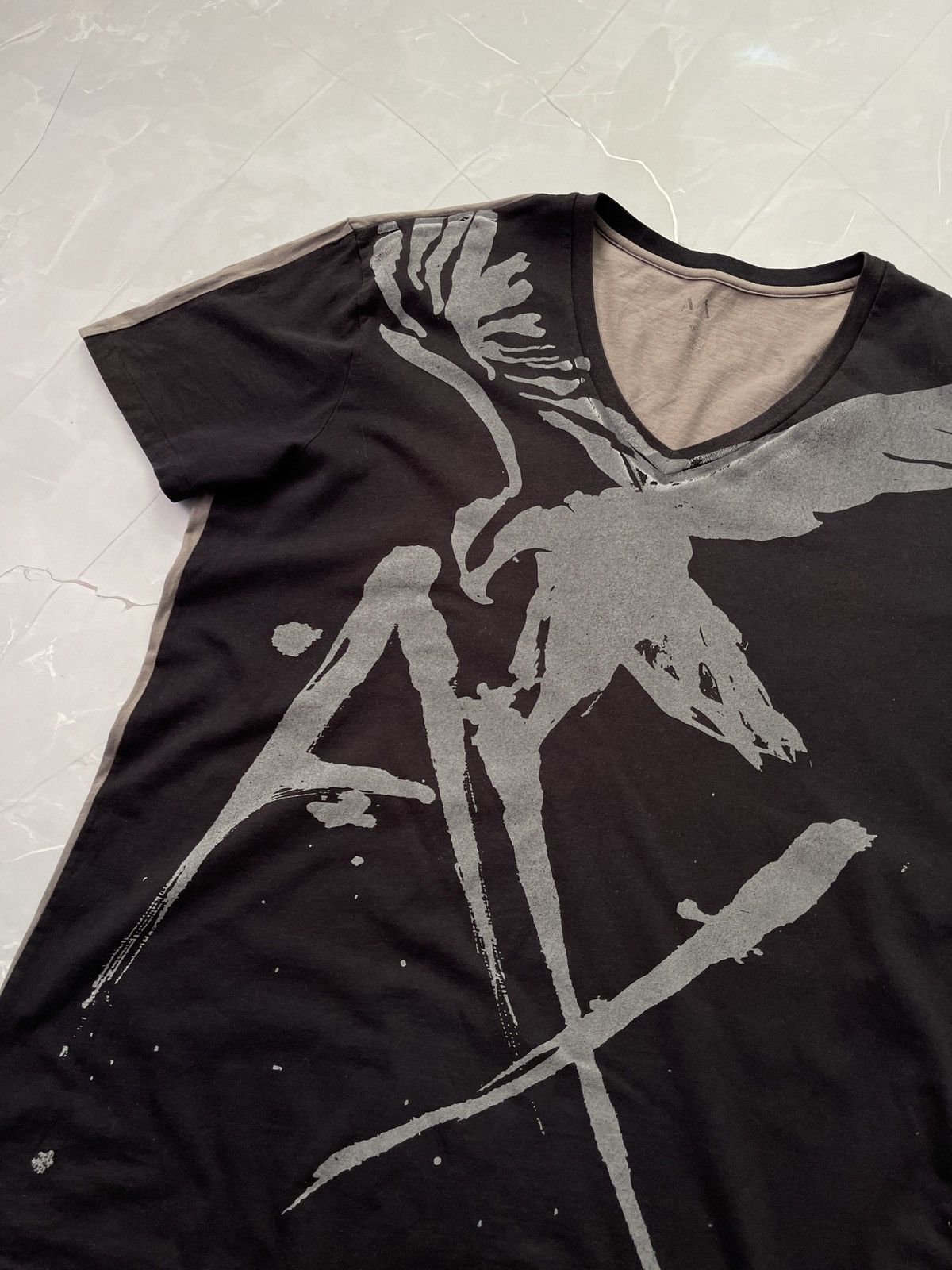 Armani Exchange Armani Exchange Y2K Style Avantgarde V-Neck T-Shirt Size US XL / EU 56 / 4 - 5 Thumbnail