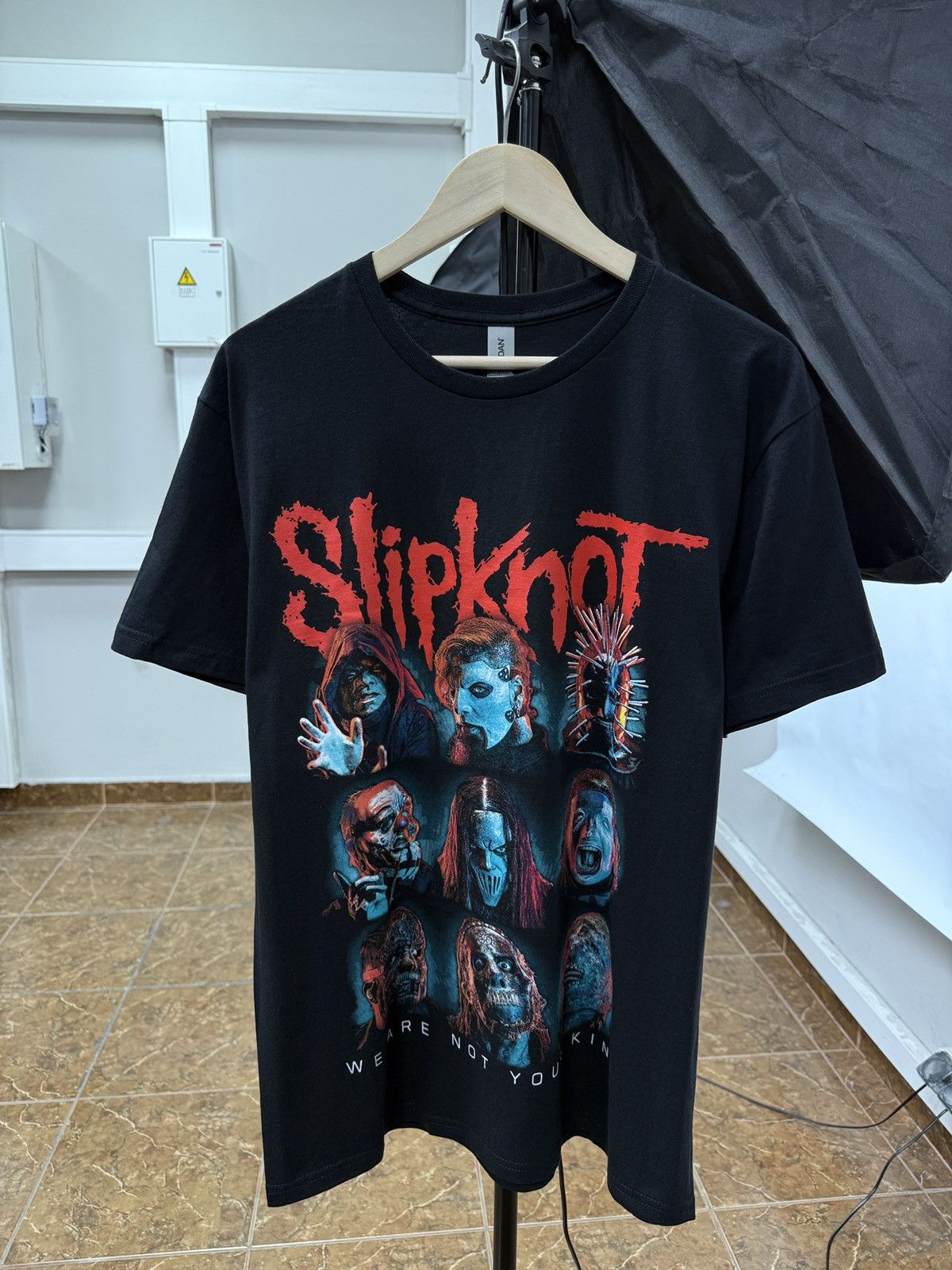 Slipknot 🇺🇸 Y2K Slipknot We Are Not Your Kind Nu Metal Band T-Shirt Size US L / EU 52-54 / 3 - 1 Thumbnail