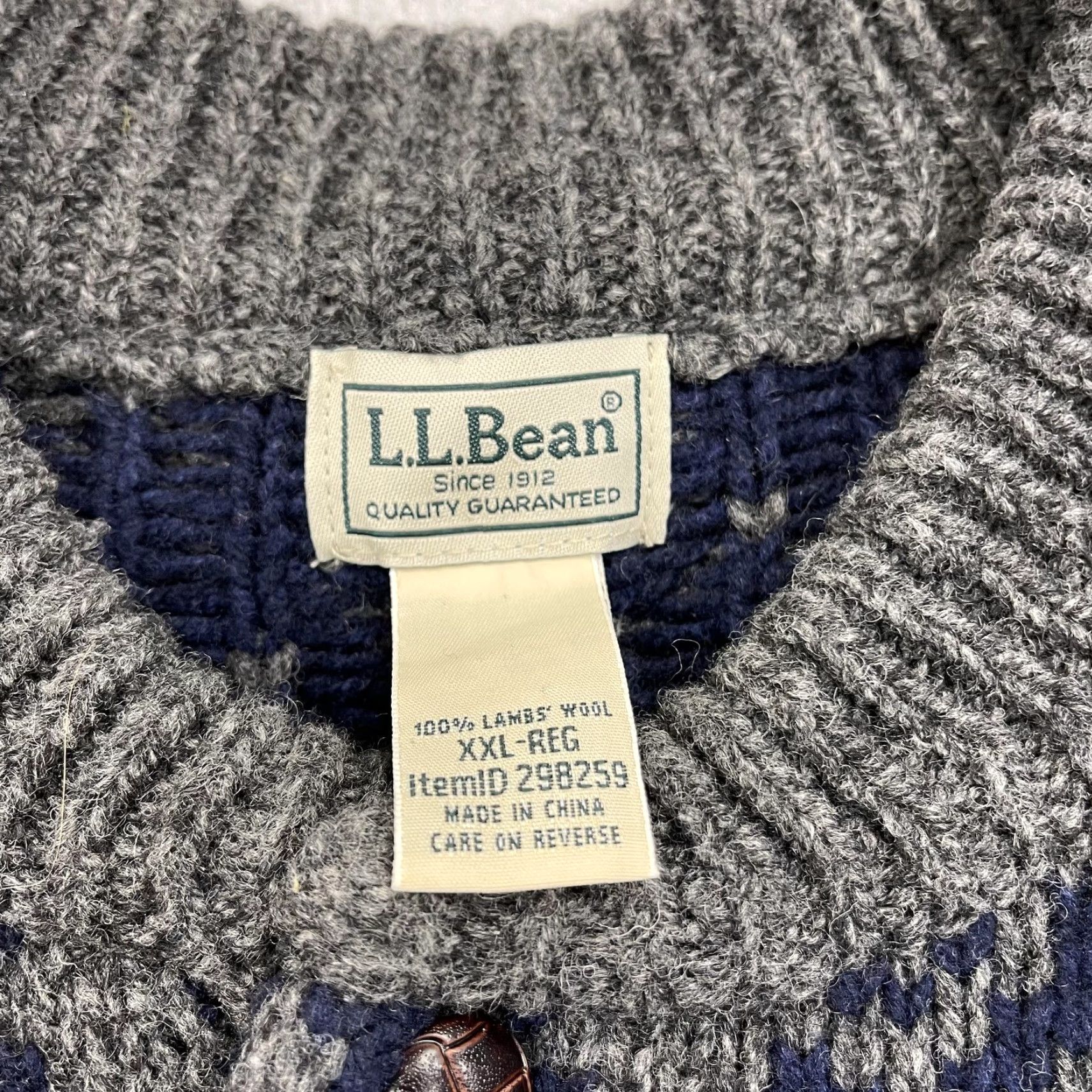 Vintage VINTAGE LL Bean Sweater Mens 2XL Gray Lambswool Henley Fair Isle Ragg Wool Ski Snow Size US XXL / EU 58 / 5 - 4 Thumbnail