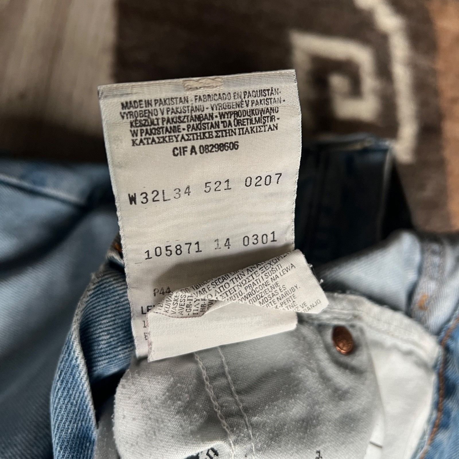 Levi's Levi’s 521 Vintage Straight Fit Denim Jeans 9811AC Size US 31 - 7 Thumbnail