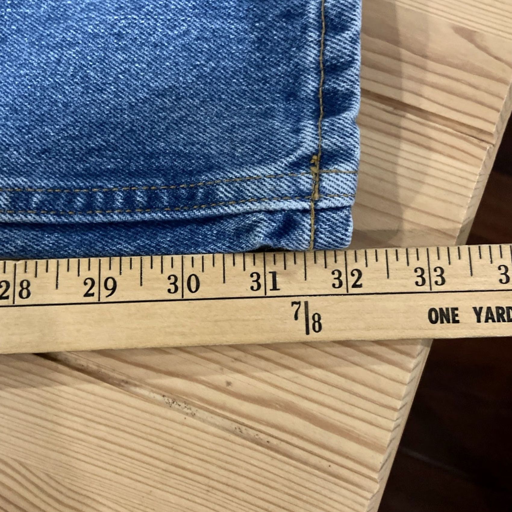 Levi's VINTAGE Levi's Jeans 550 90s Relaxed Straight Unwashed Denim USA Mens 33×31 Distressed Zip Fly Inseam 31 Size US 33 - 7 Thumbnail