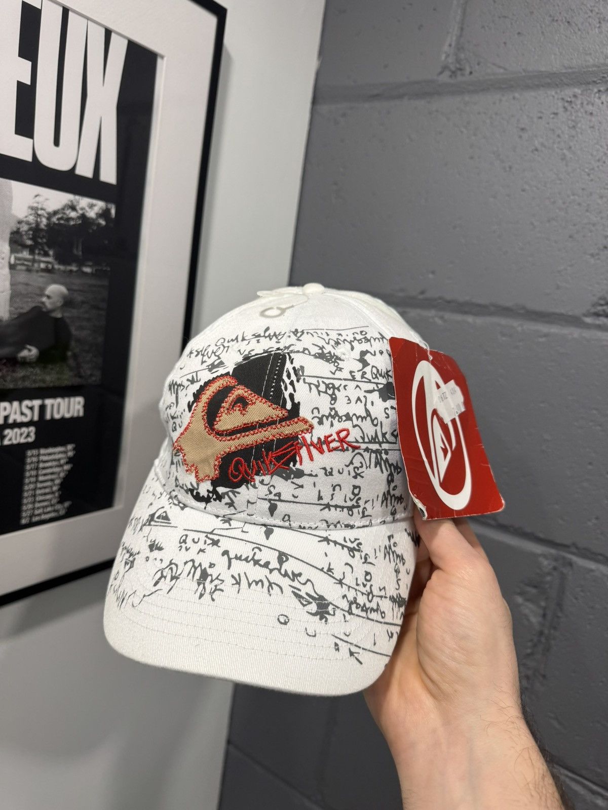 Quiksilver Quiksilver Vintage Cap Big Logo Y2K Surf Style Size ONE SIZE - 1 Thumbnail