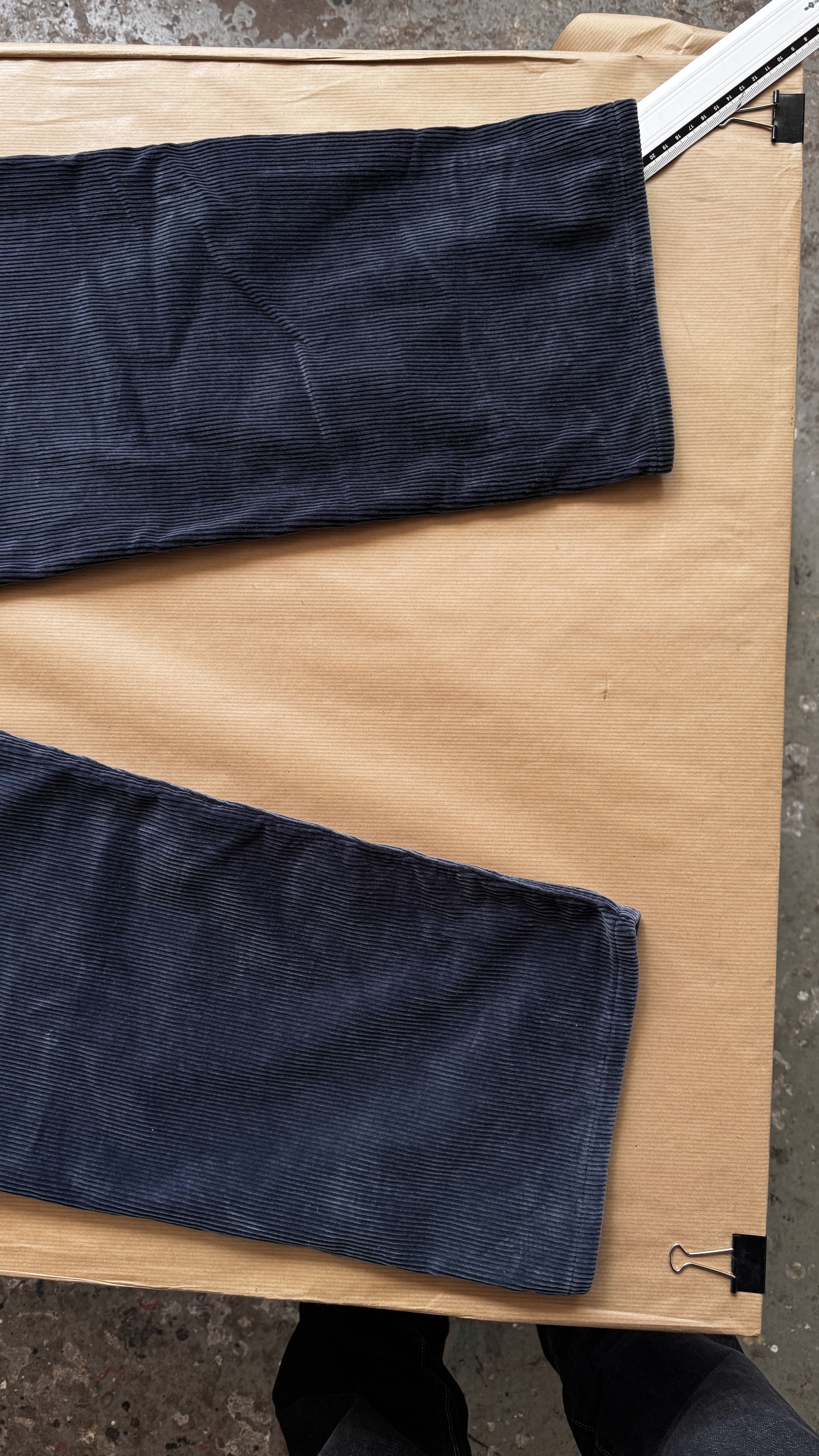 Auralee aa . L . WASHED CORDUROY 5P PANTS . A7AP03FN Size US 34 / EU 50 - 12 Thumbnail