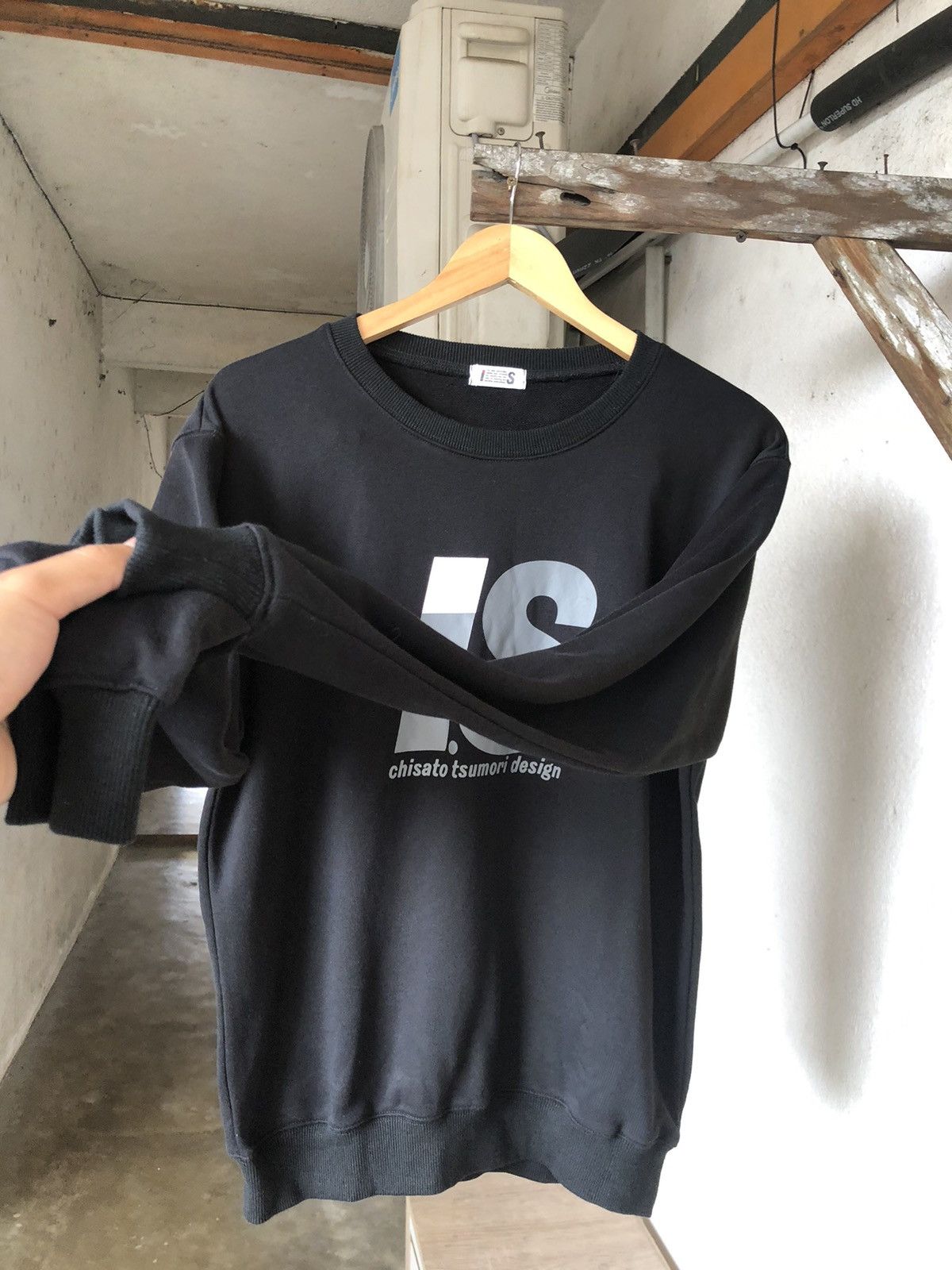 Issey Miyake Nice Piece❗️Issey Miyake Big Logo I.S Crewneck Sweatshirt Size US S / EU 44-46 / 1 - 10 Thumbnail
