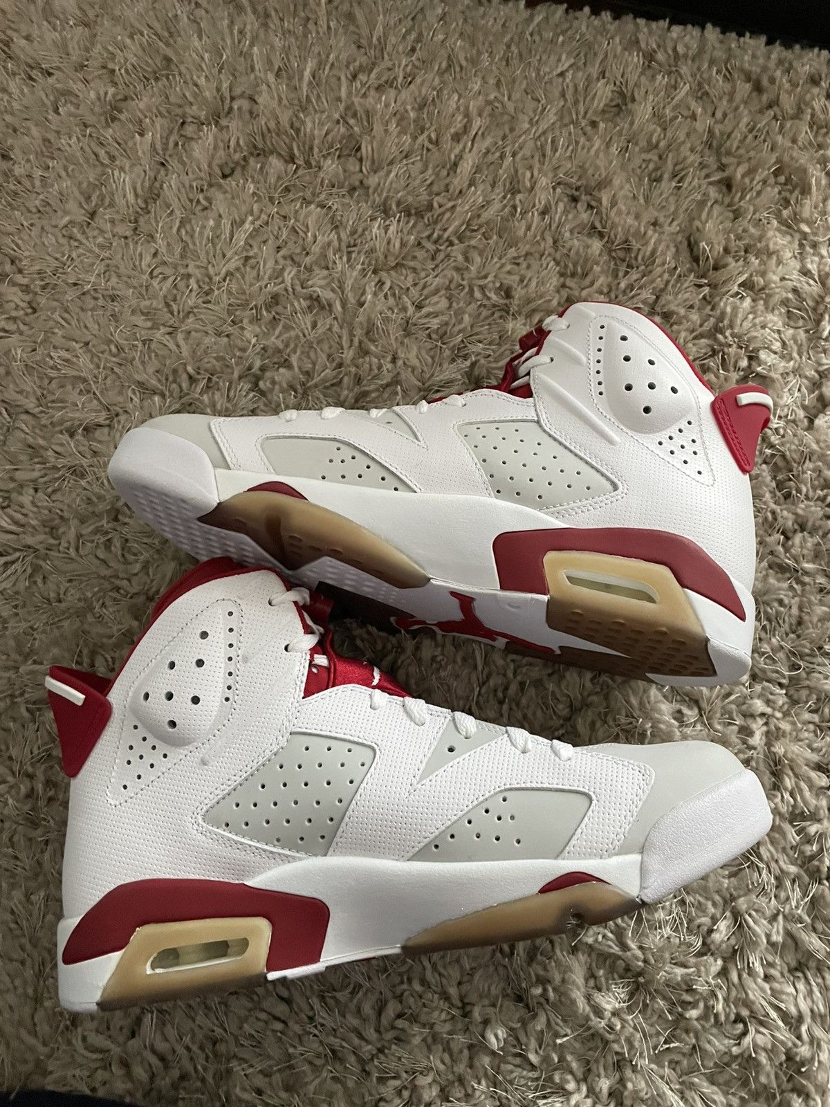 Jordan Brand Jordan 6 Alternate Hare Size US 10 / EU 43 - 3 Thumbnail