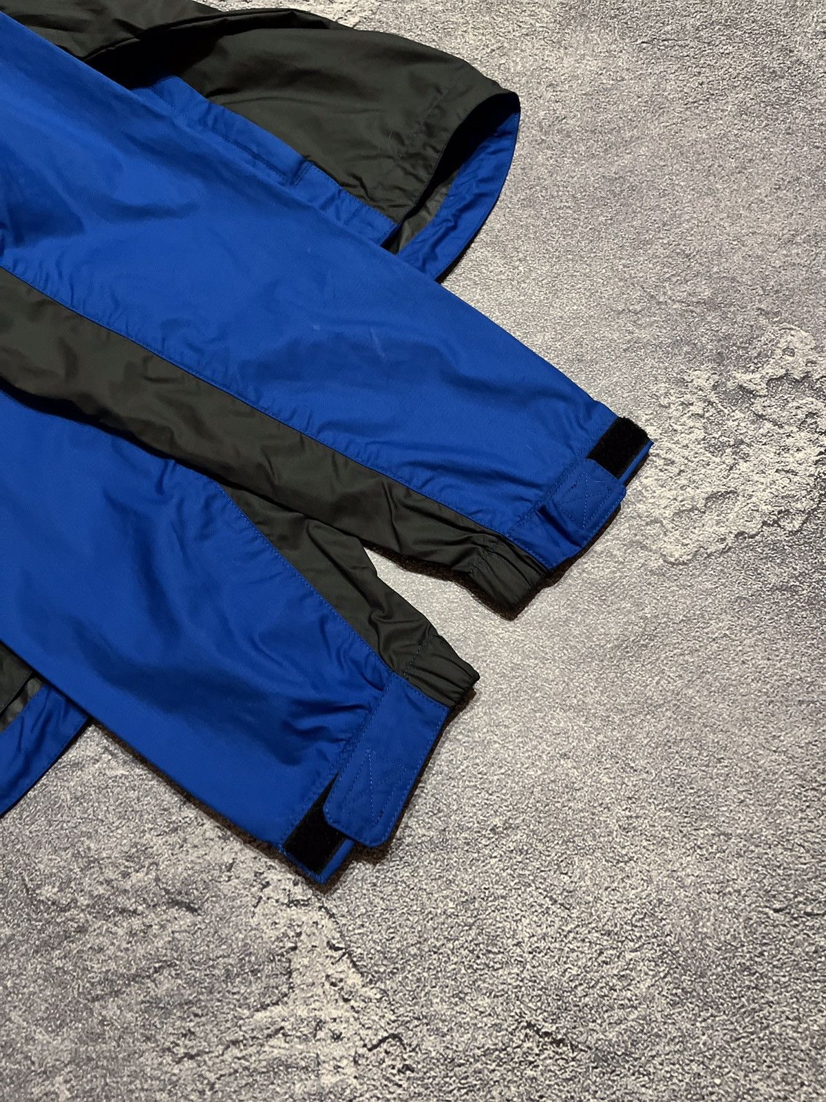 Nike × Vintage Nike Vintage Nylon Jacket Clima-fit Size US M / EU 48-50 / 2 - 5 Thumbnail