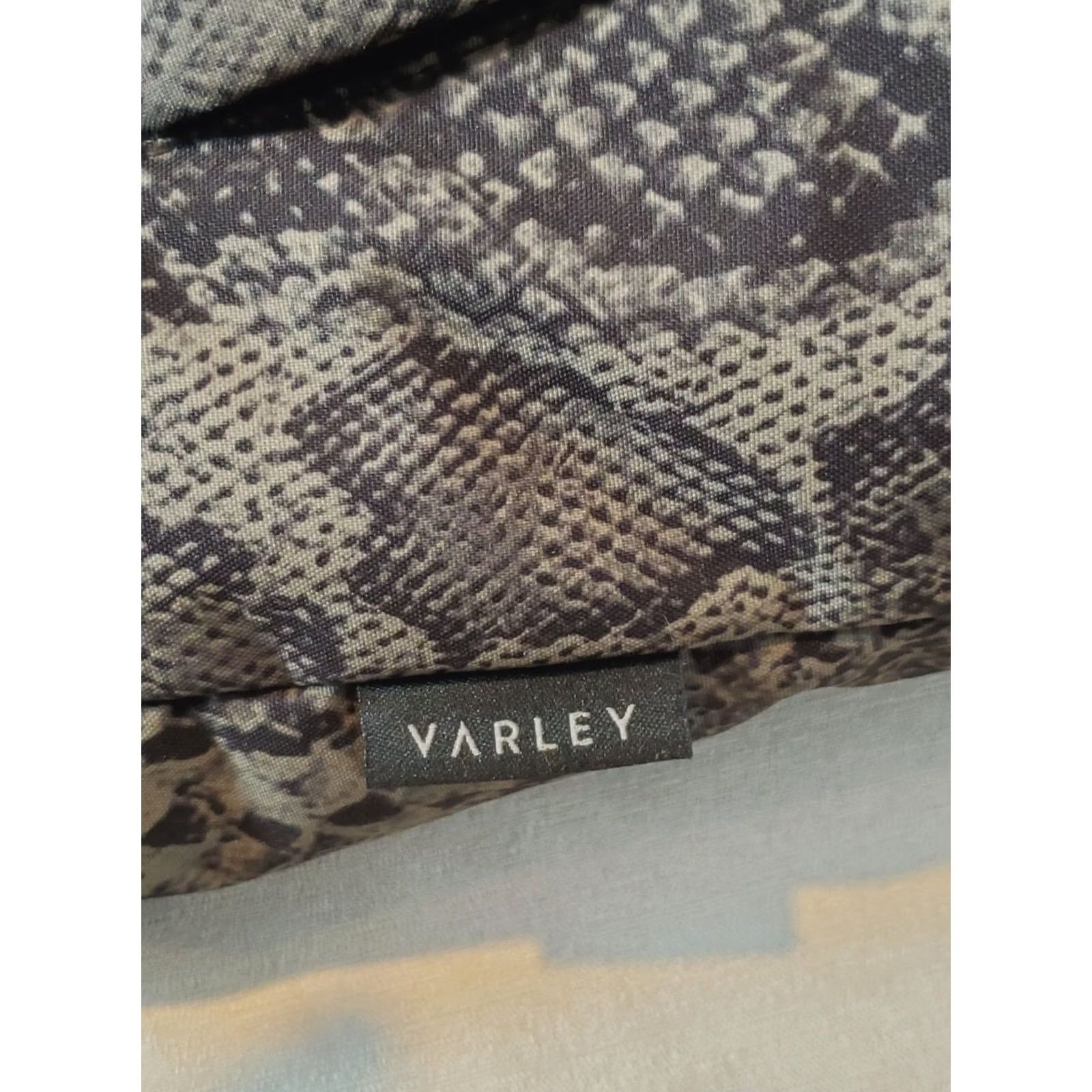Varley Varley Dorothy Ski Jacket Black Green Mono Boa Winter Down Puffer Women's S Size S / US 4 / IT 40 - 5 Thumbnail