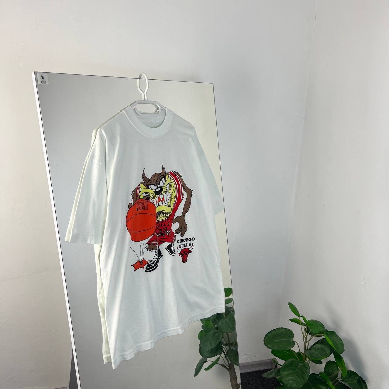 Cartoon Network Vintage Y2K Taz Chicago Bulls Cartoon Oversized T-Shirt Size US L / EU 52-54 / 3 - 1 Thumbnail