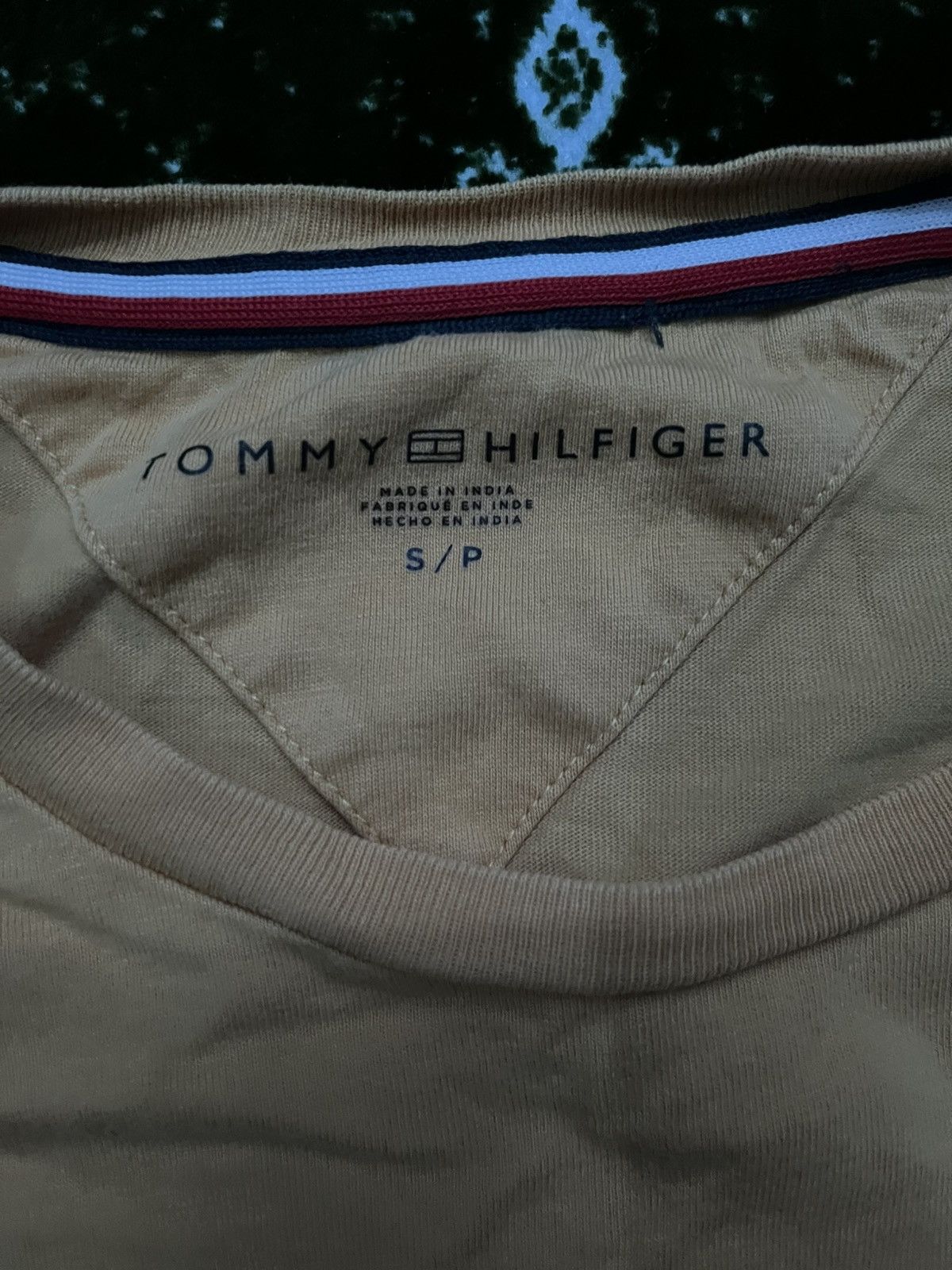 Tommy Hilfiger Tommy Hilfiger Yellow Essential Logo T-Shirt – Size Small Size US S / EU 44-46 / 1 - 3 Thumbnail