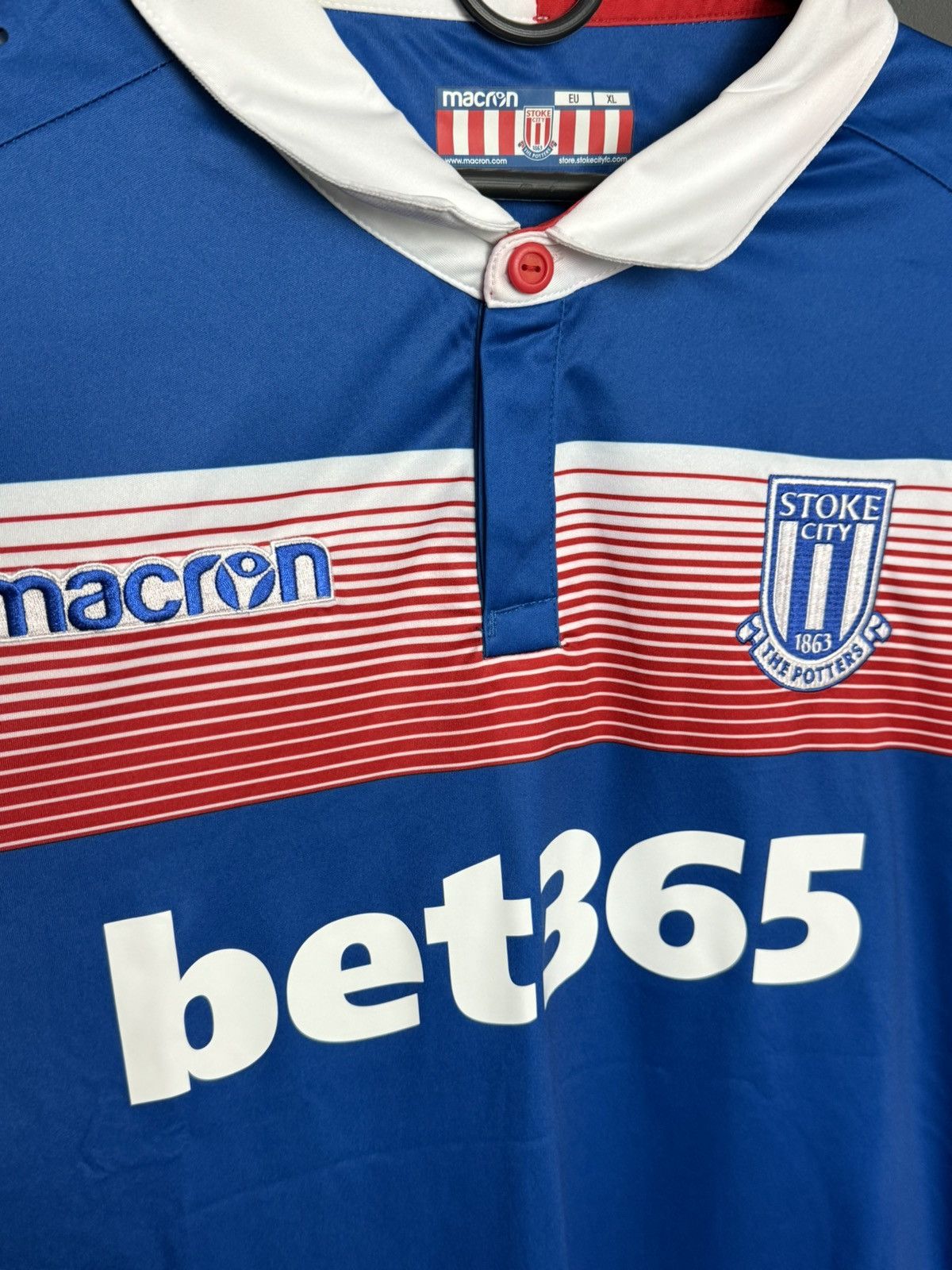 Macron Stoke City 17/18 Away Football Jersey Size US XL / EU 56 / 4 - 3 Thumbnail